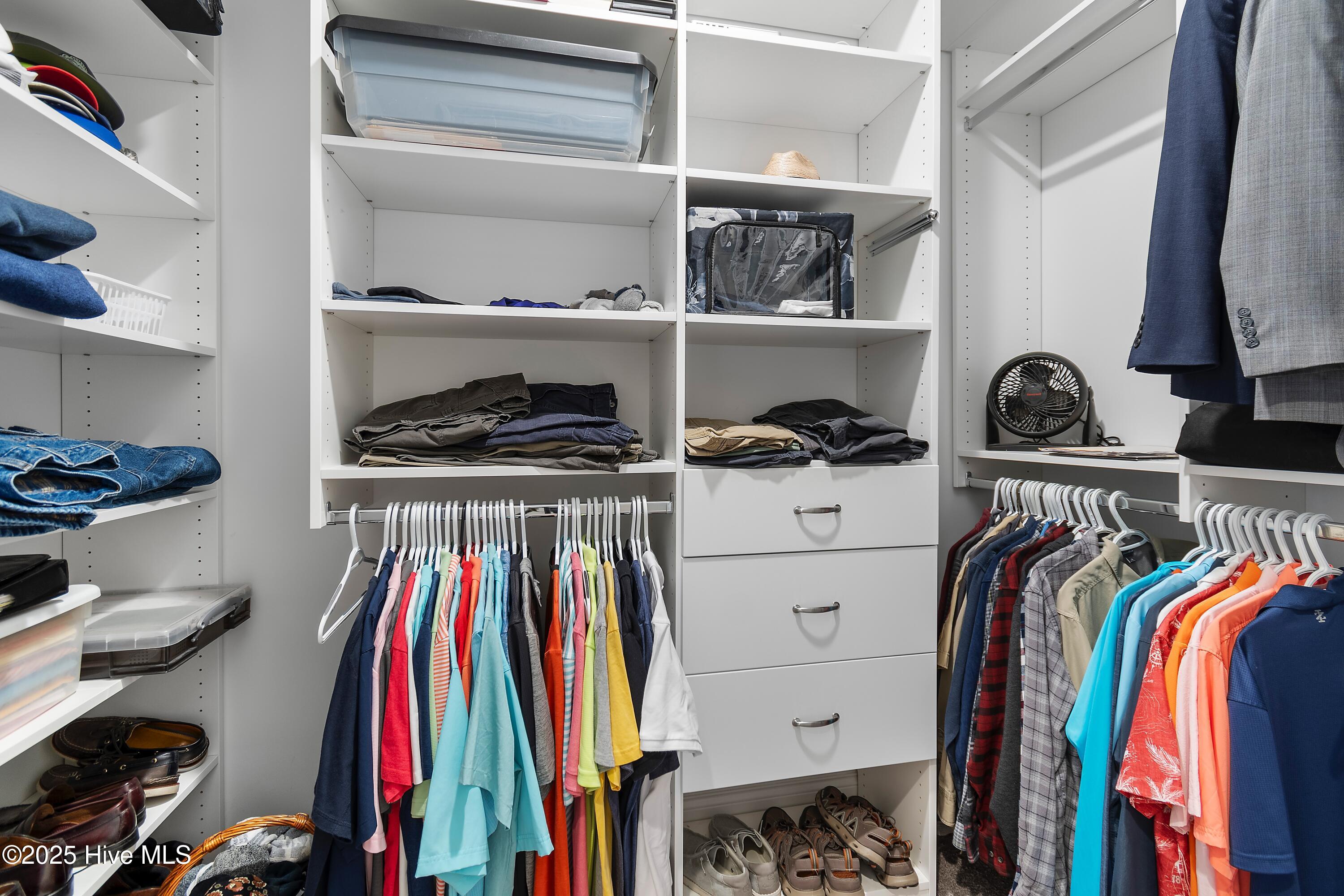 498 Deep Water Drive SE