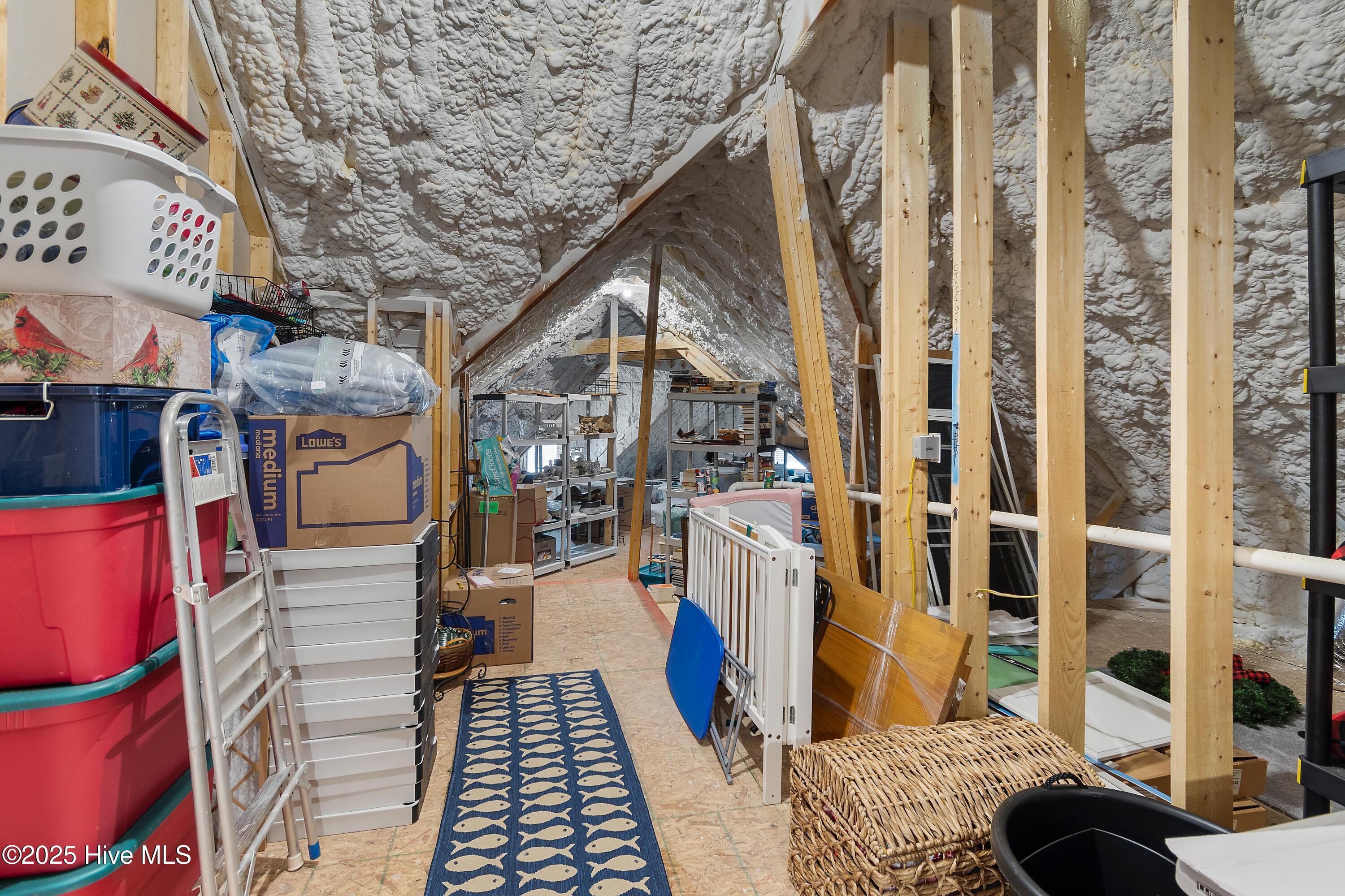 498 Deep Water Drive SE