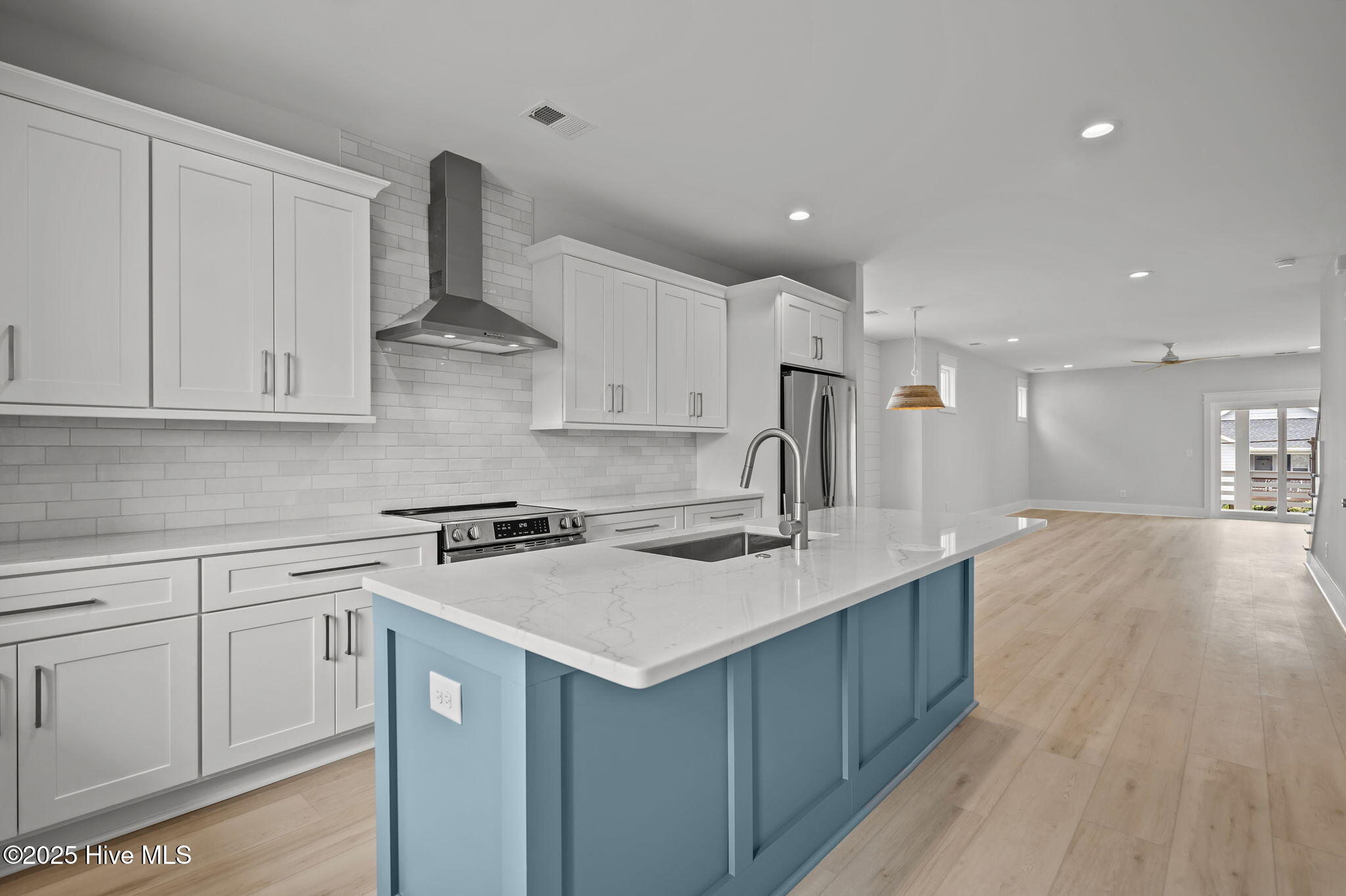 211 Spartanburg Avenue, 2