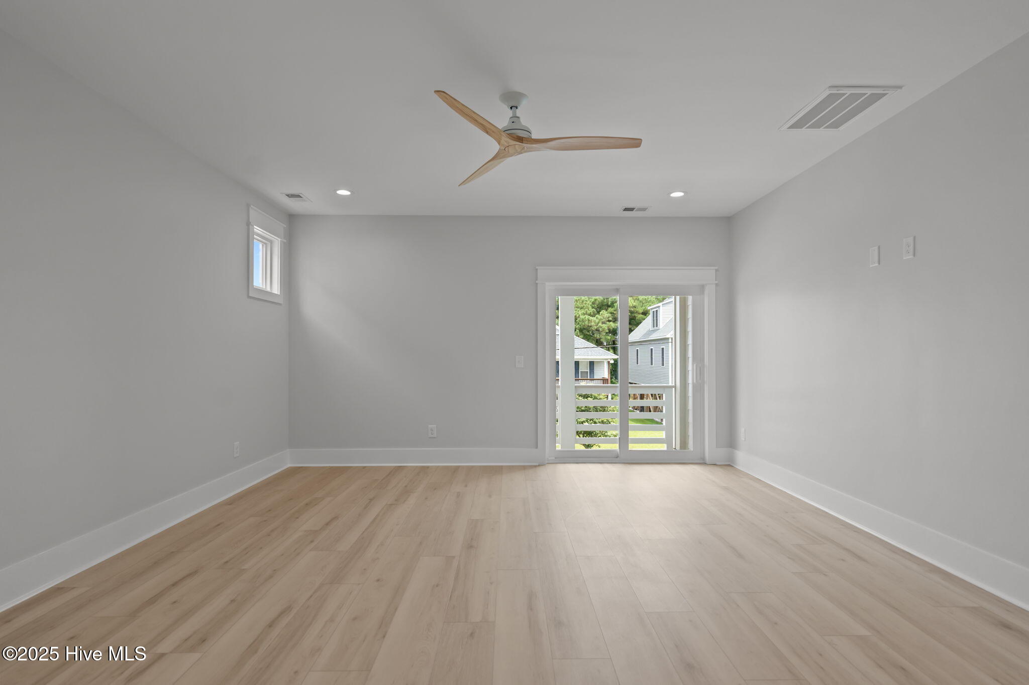 211 Spartanburg Avenue, 2