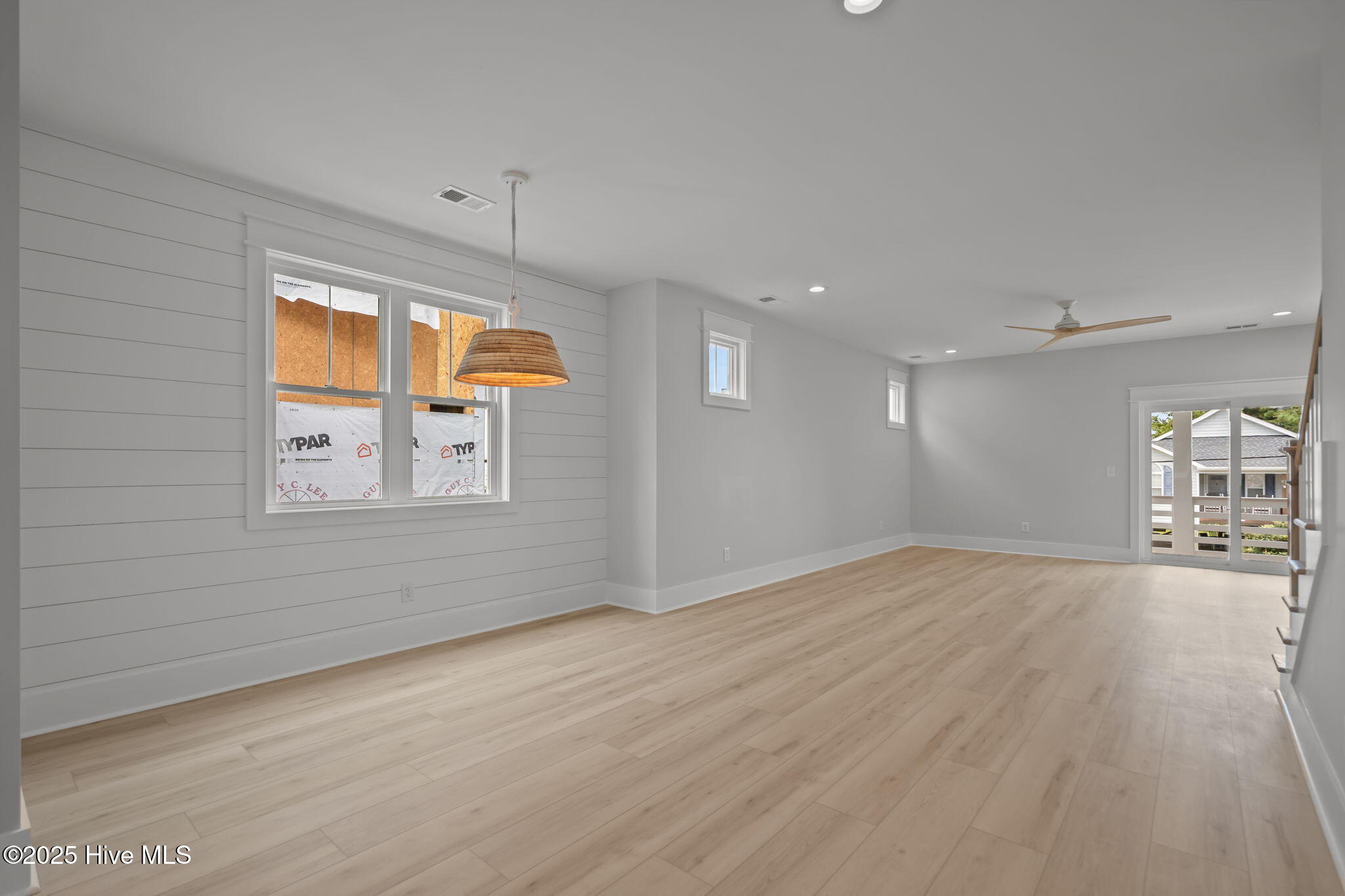 211 Spartanburg Avenue, 2