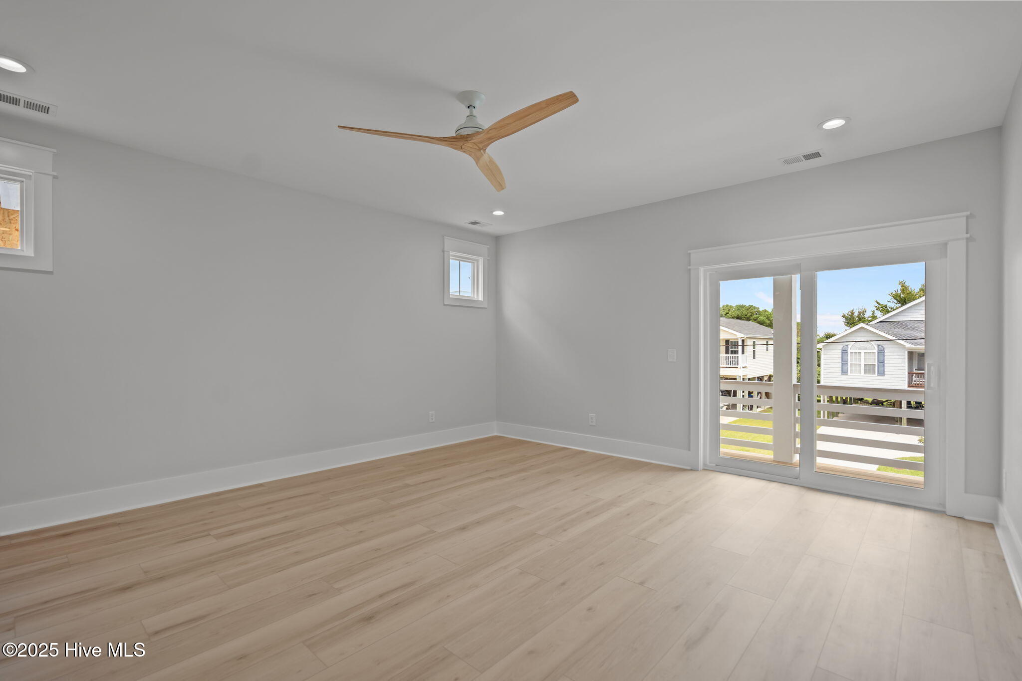 211 Spartanburg Avenue, 2