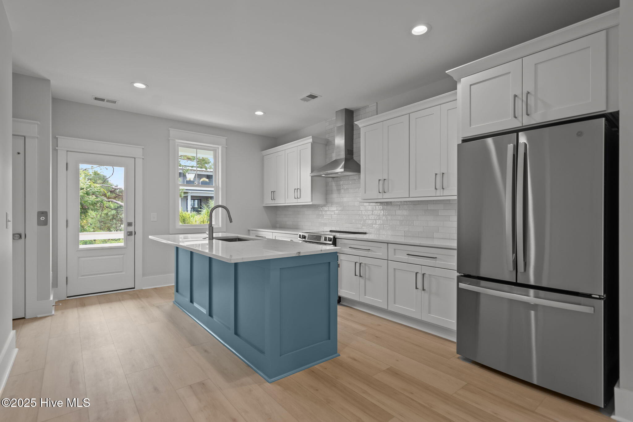 211 Spartanburg Avenue, 2