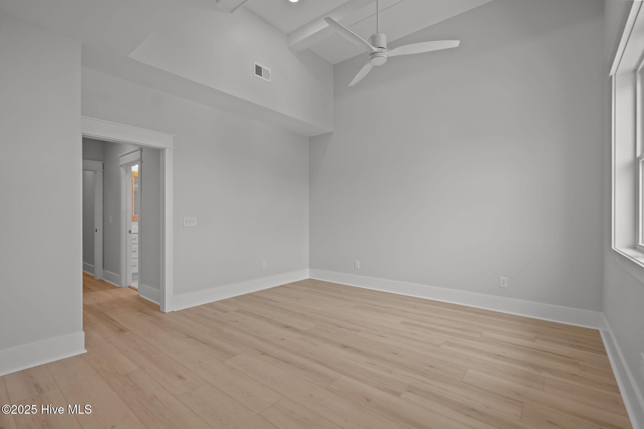 211 Spartanburg Avenue, 2