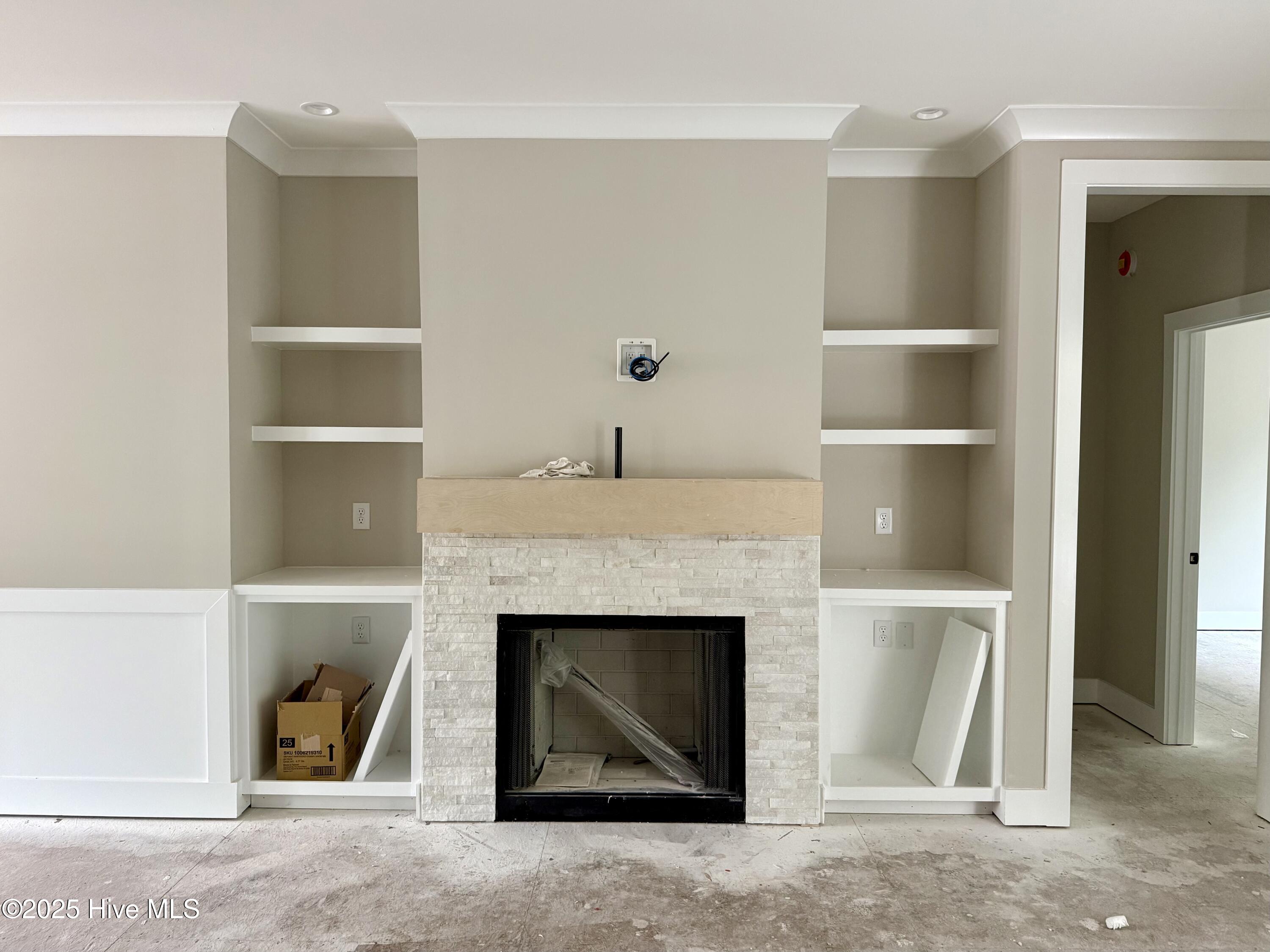 1541 Grandiflora Drive