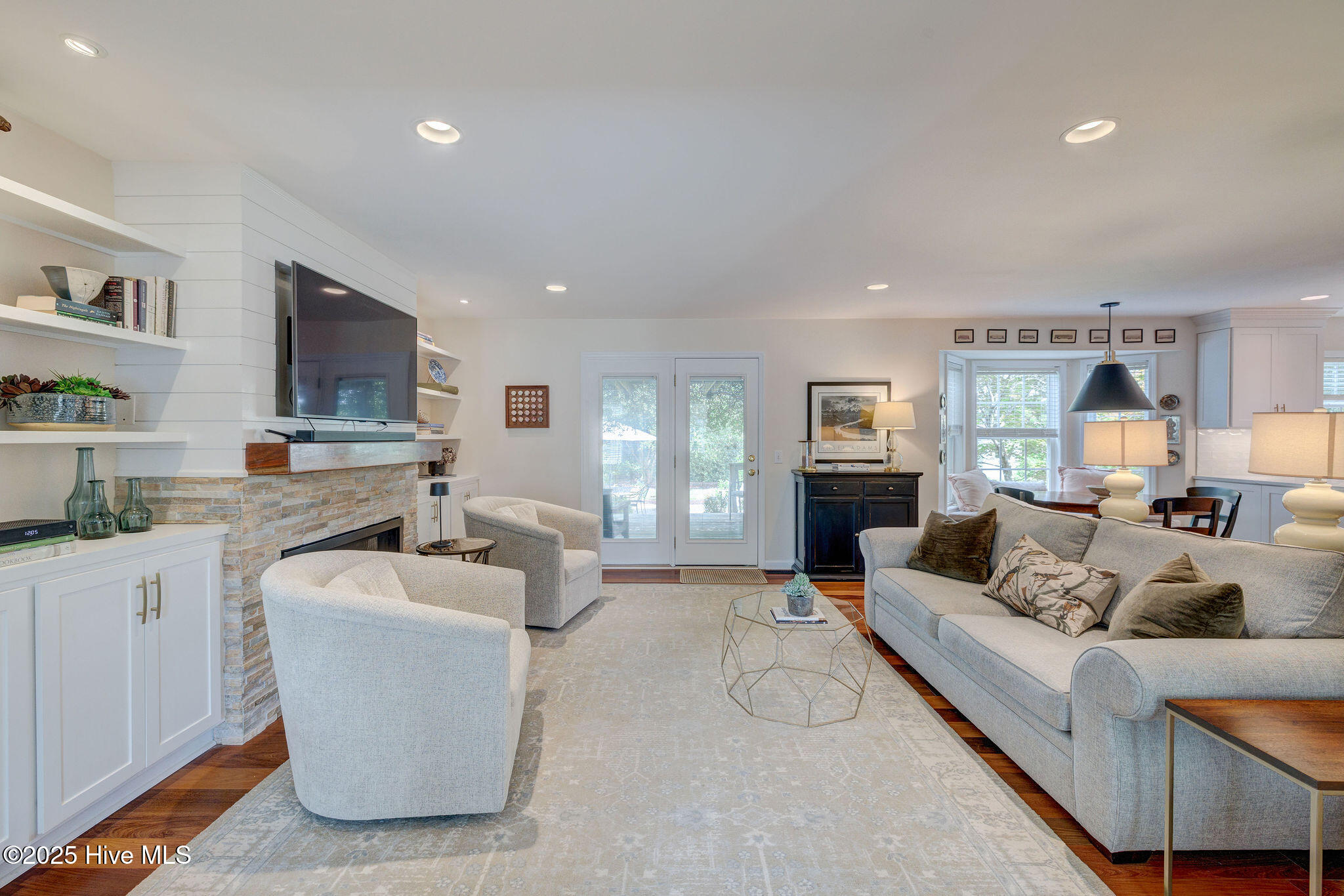652 Chowning Place