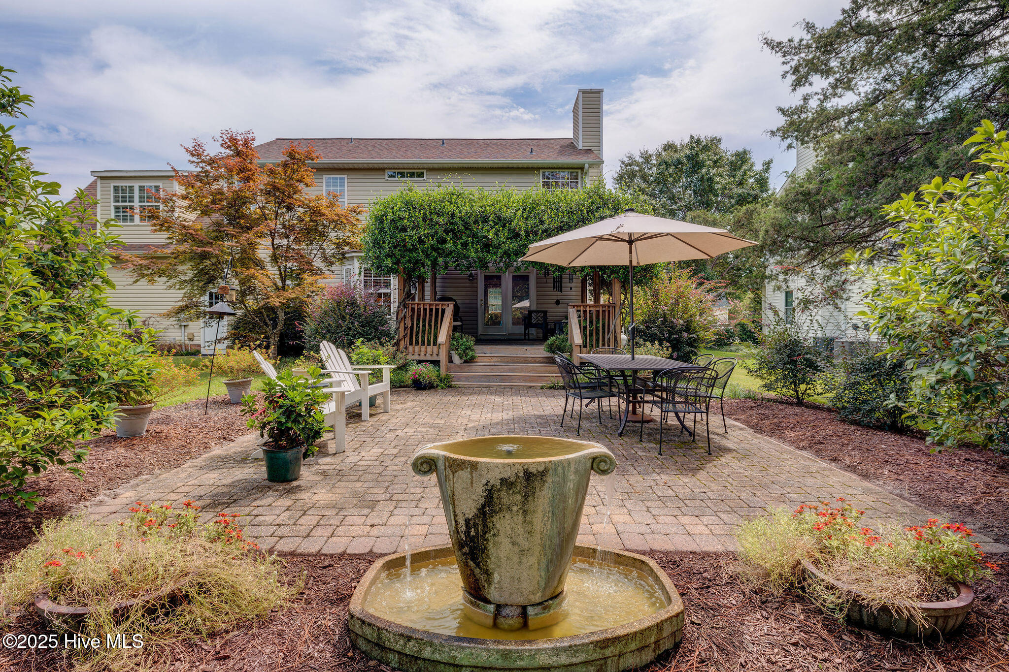 652 Chowning Place