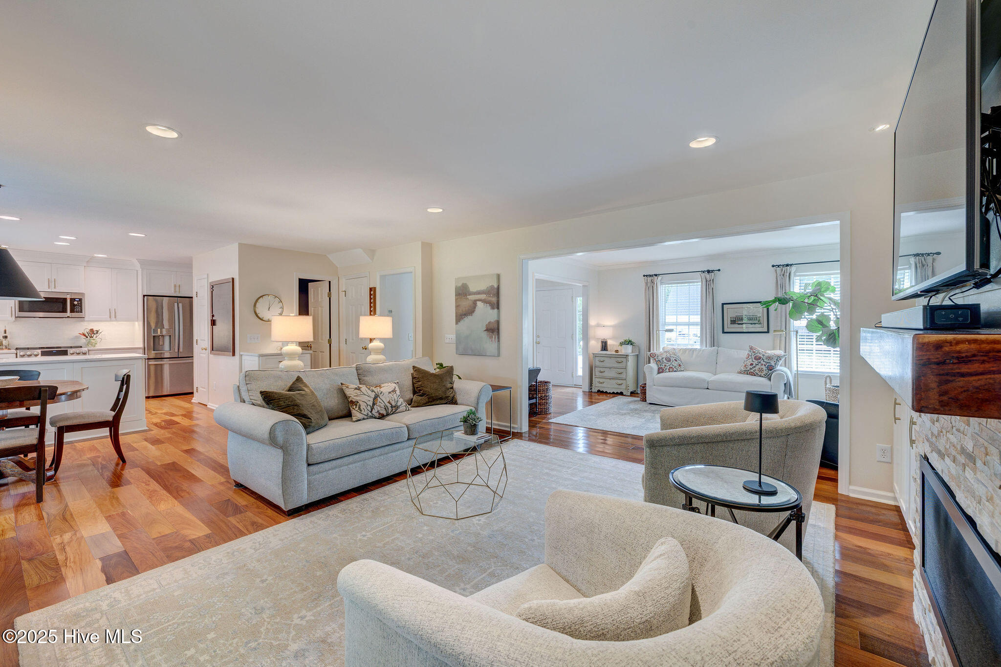 652 Chowning Place