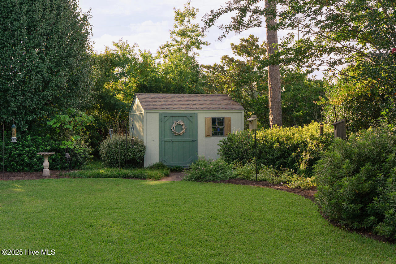 652 Chowning Place