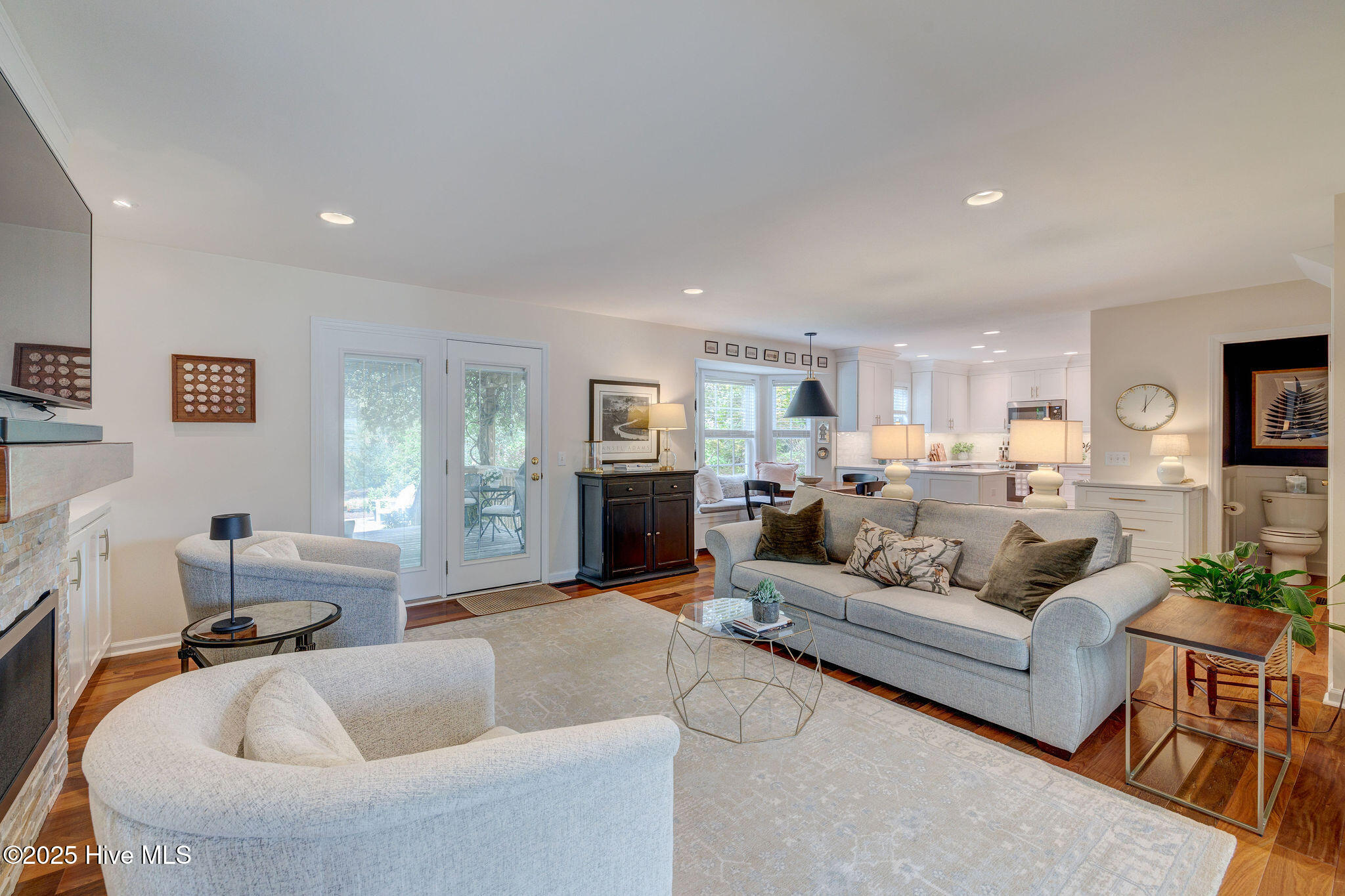 652 Chowning Place