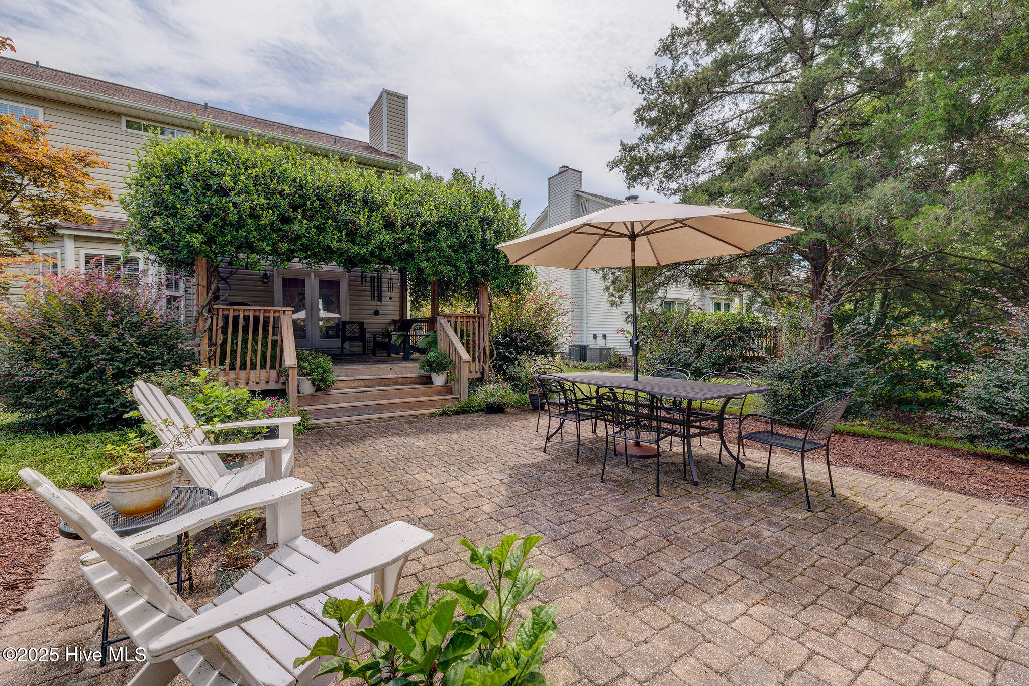652 Chowning Place