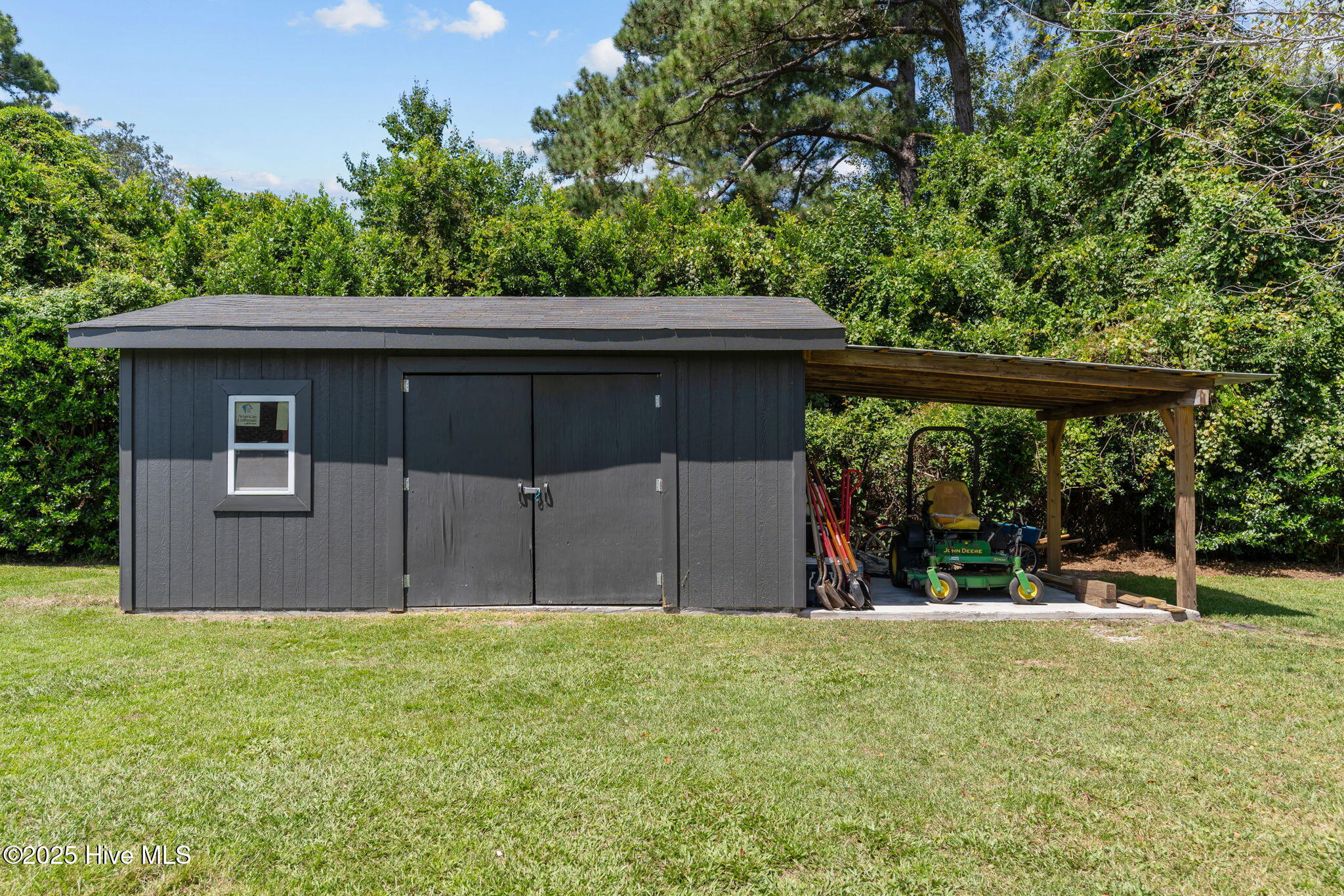 3817 Canterbury Road