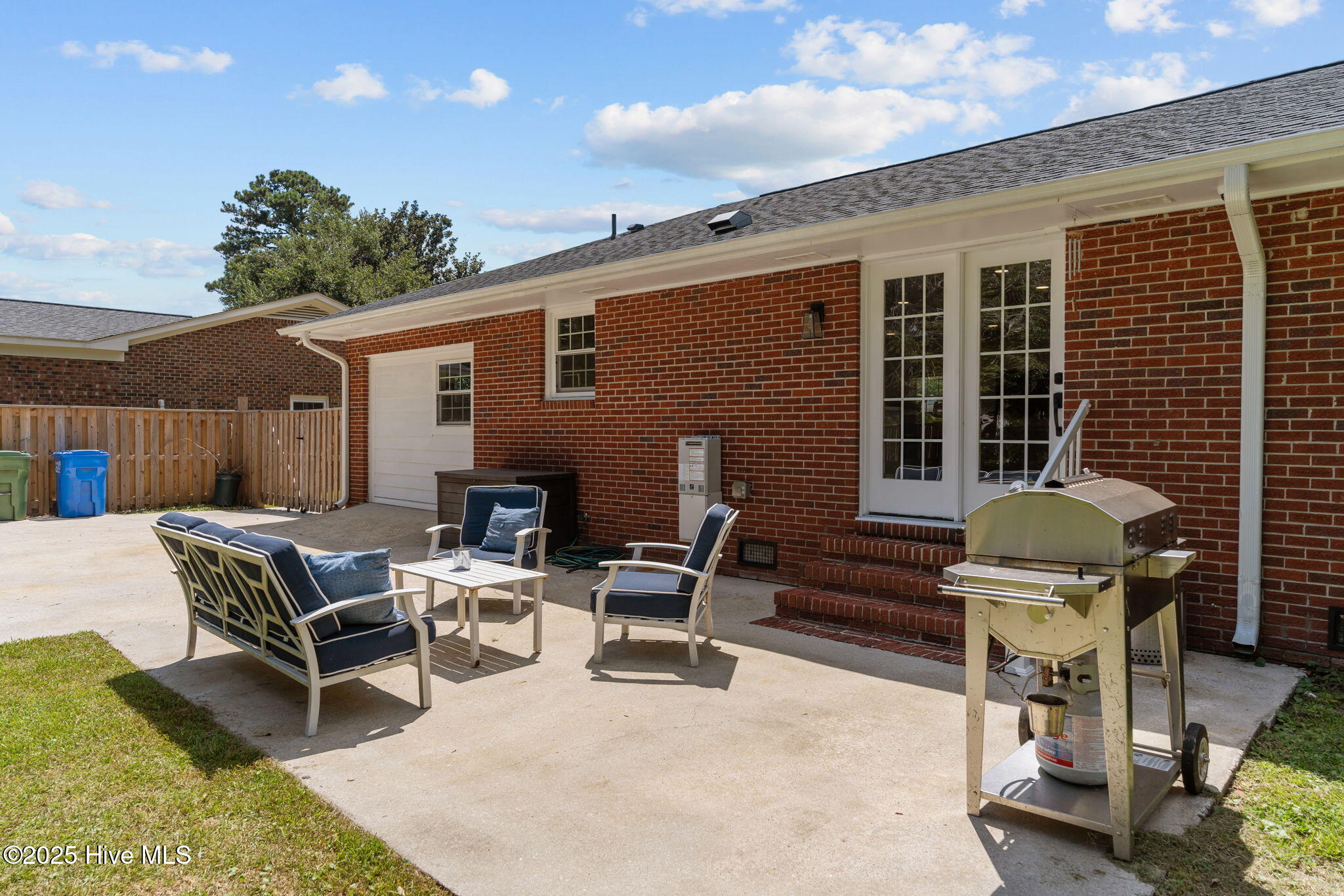 3817 Canterbury Road