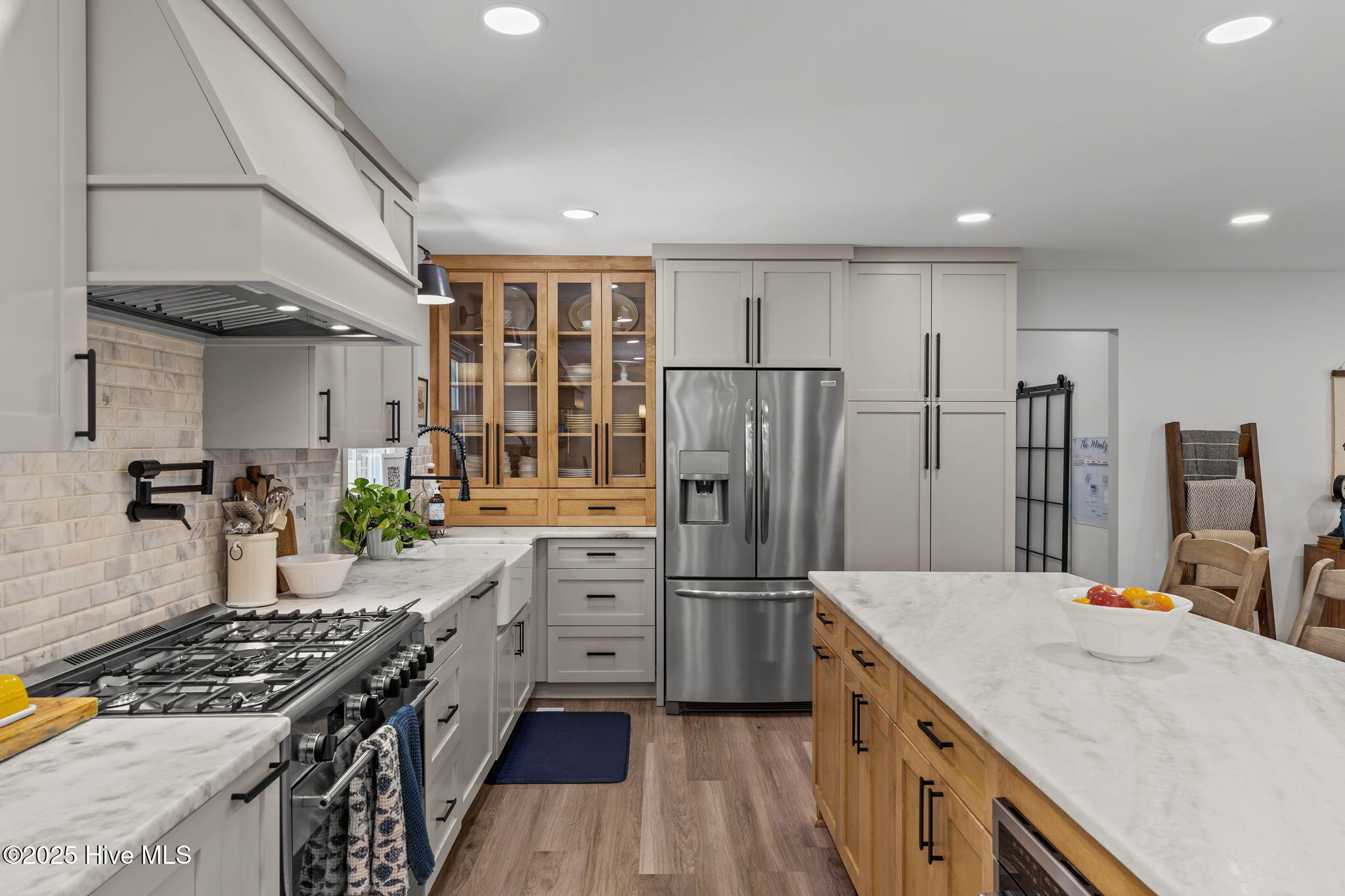 3817 Canterbury Road