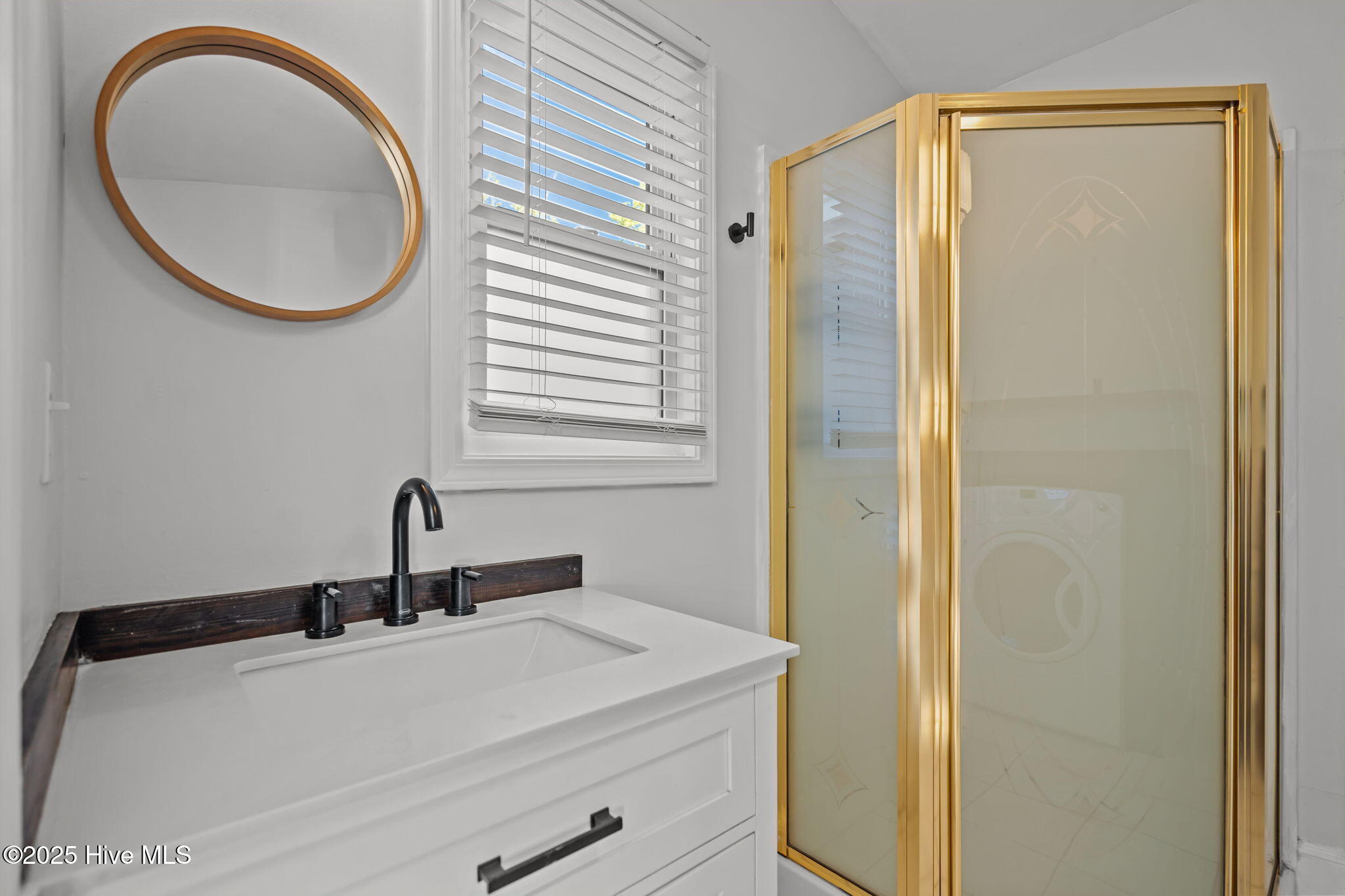 218 Central Boulevard