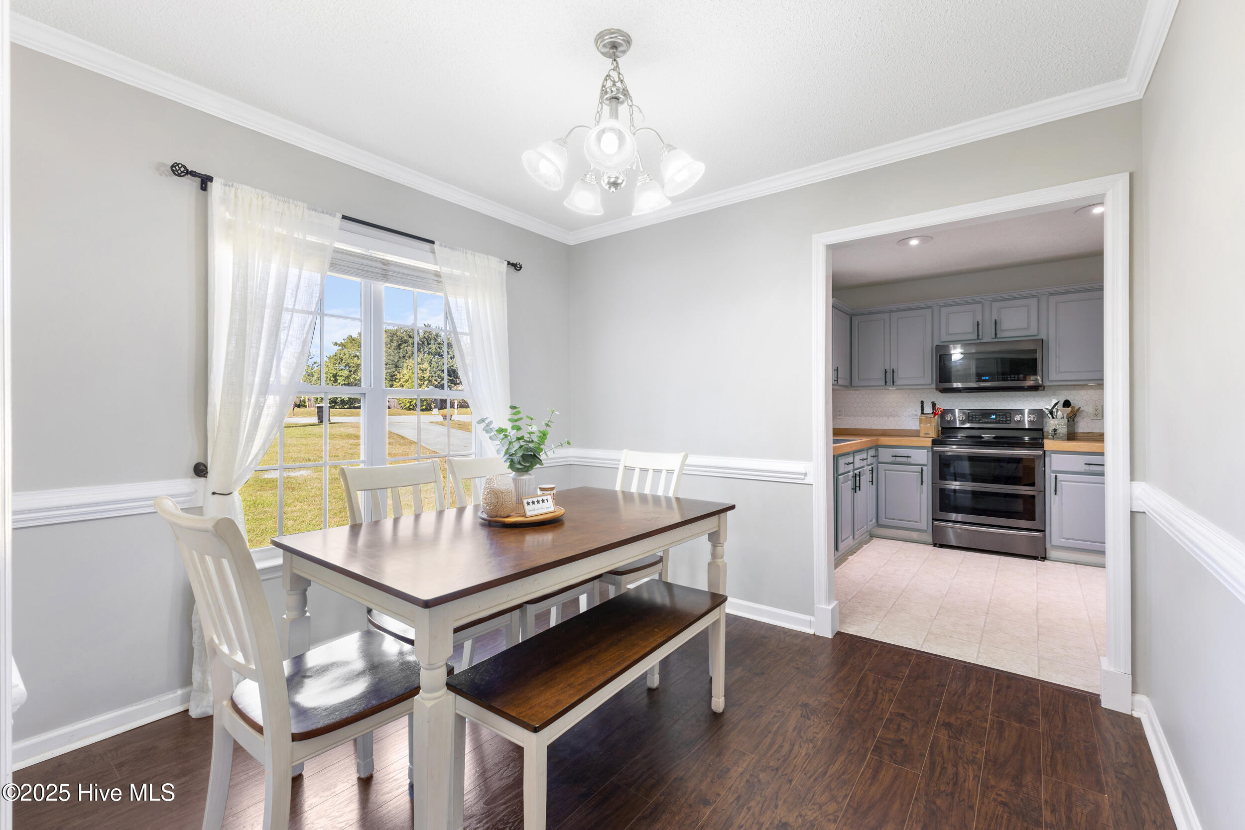 102 Lunington Mill Circle