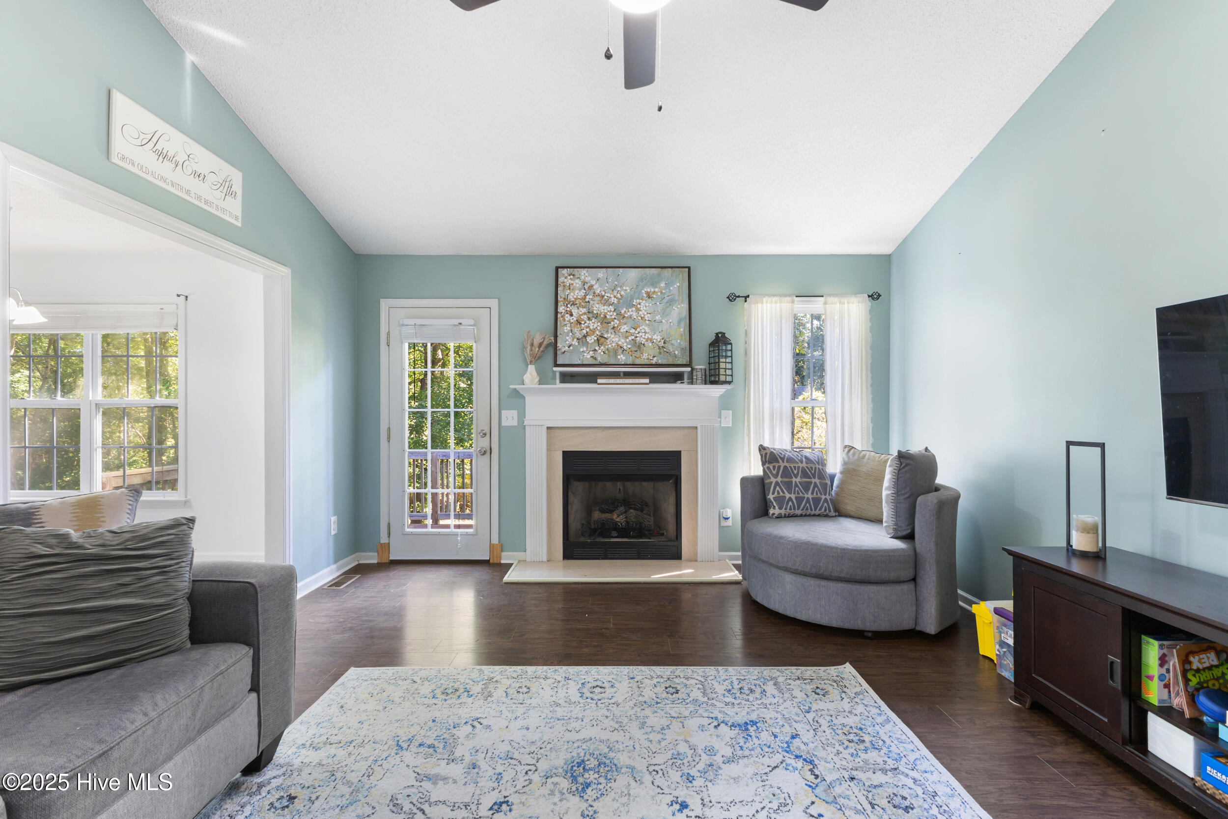 102 Lunington Mill Circle