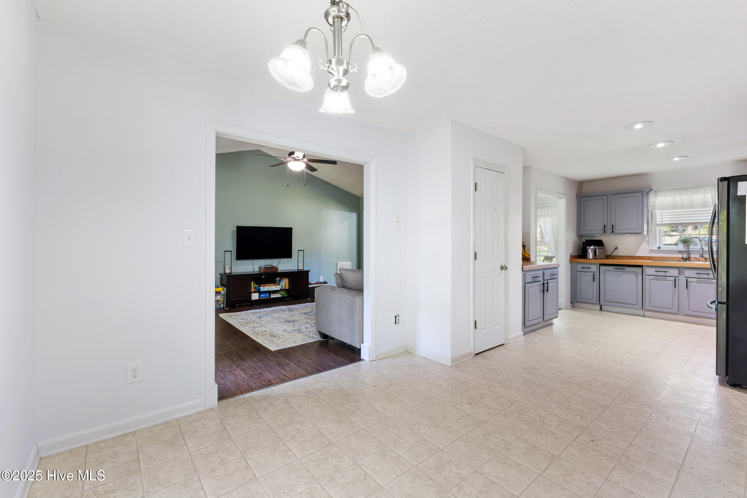 102 Lunington Mill Circle