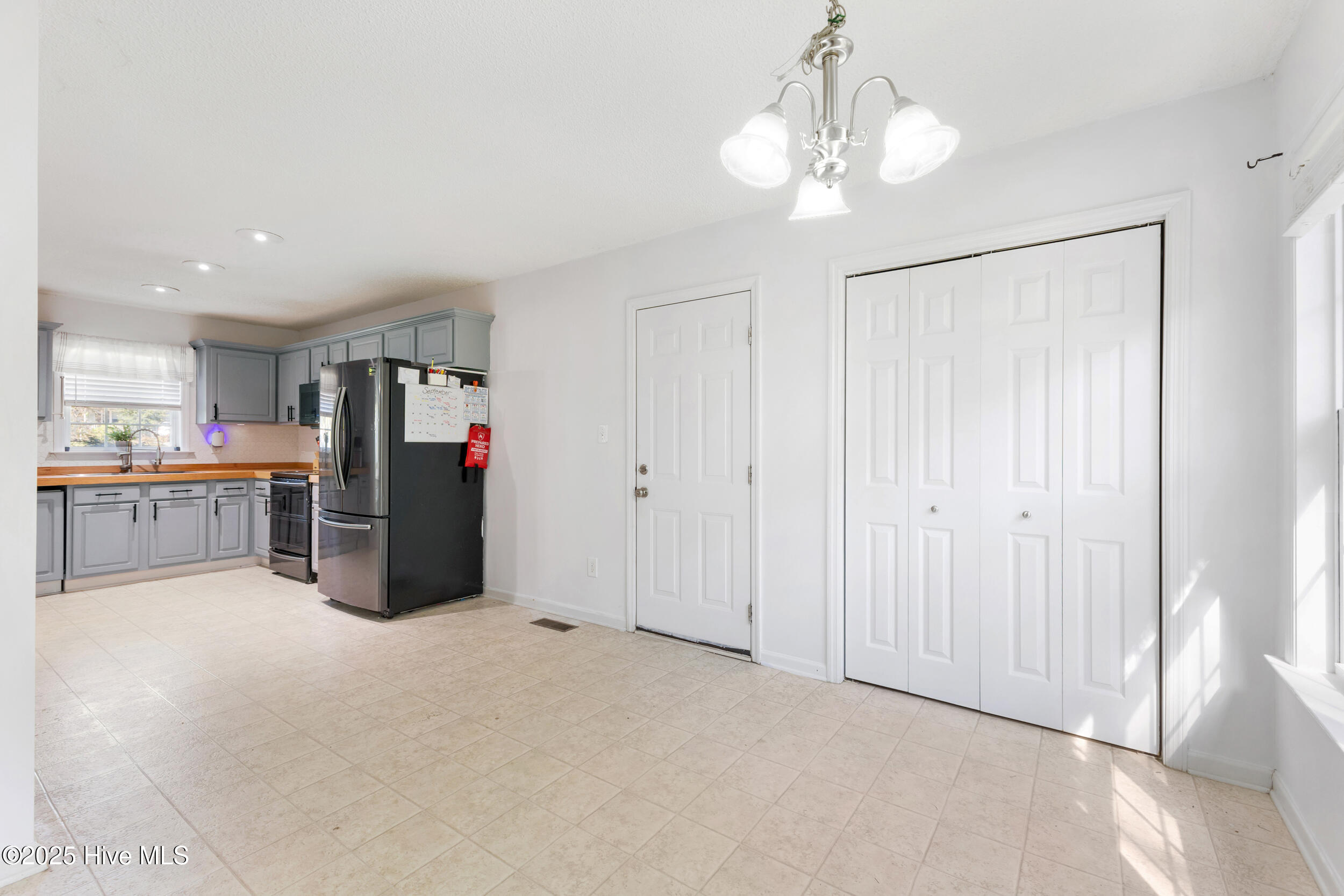 102 Lunington Mill Circle