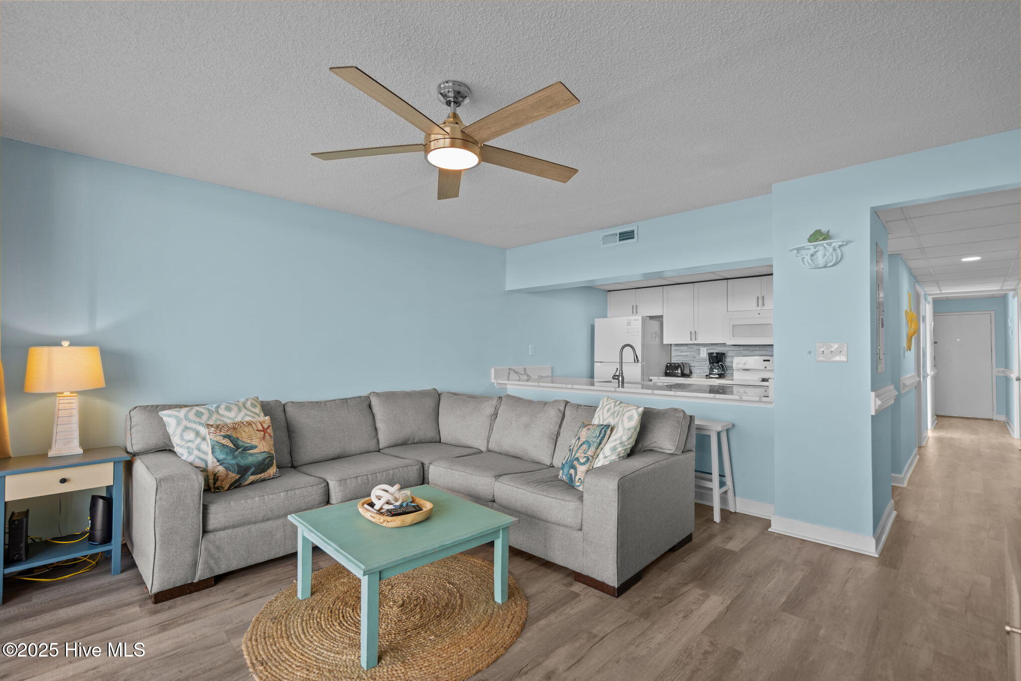 901 S Lake Park Boulevard, Unit 304