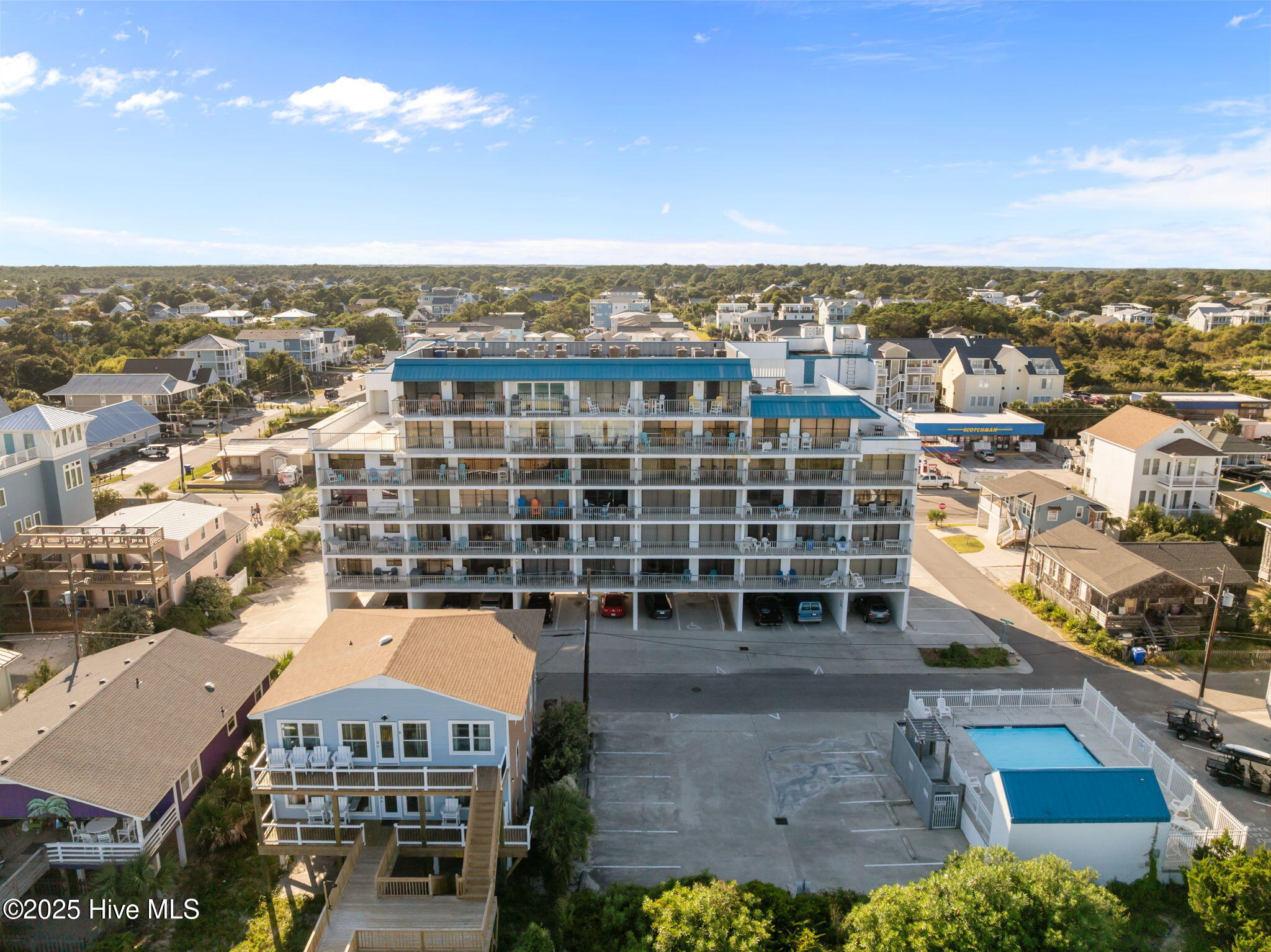 901 S Lake Park Boulevard, Unit 304