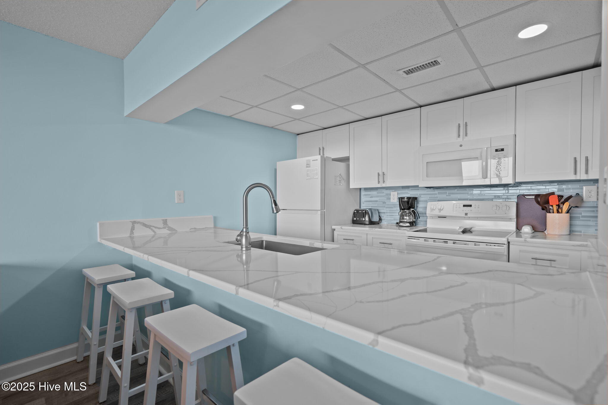 901 S Lake Park Boulevard, Unit 304