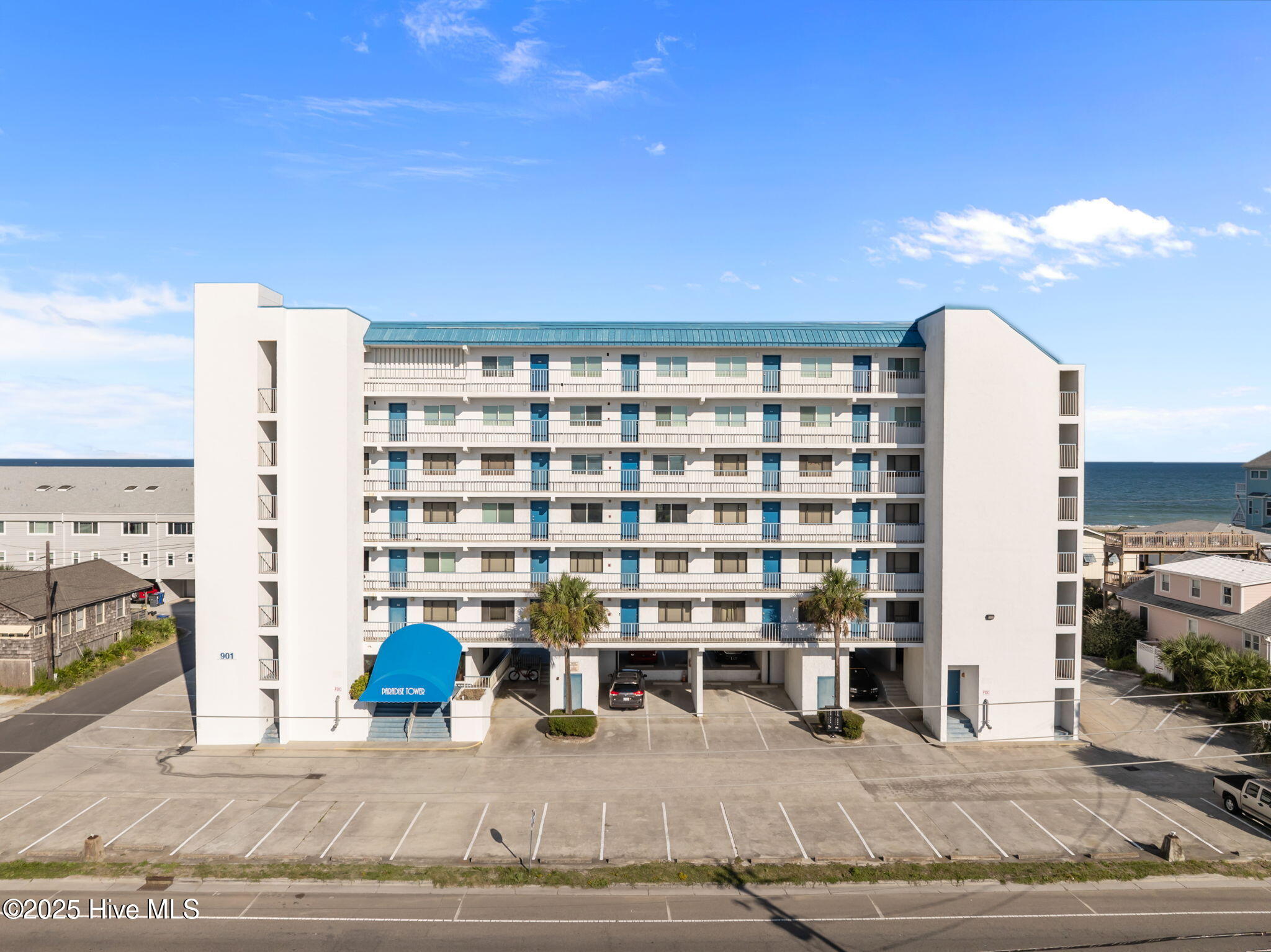 901 S Lake Park Boulevard, Unit 304