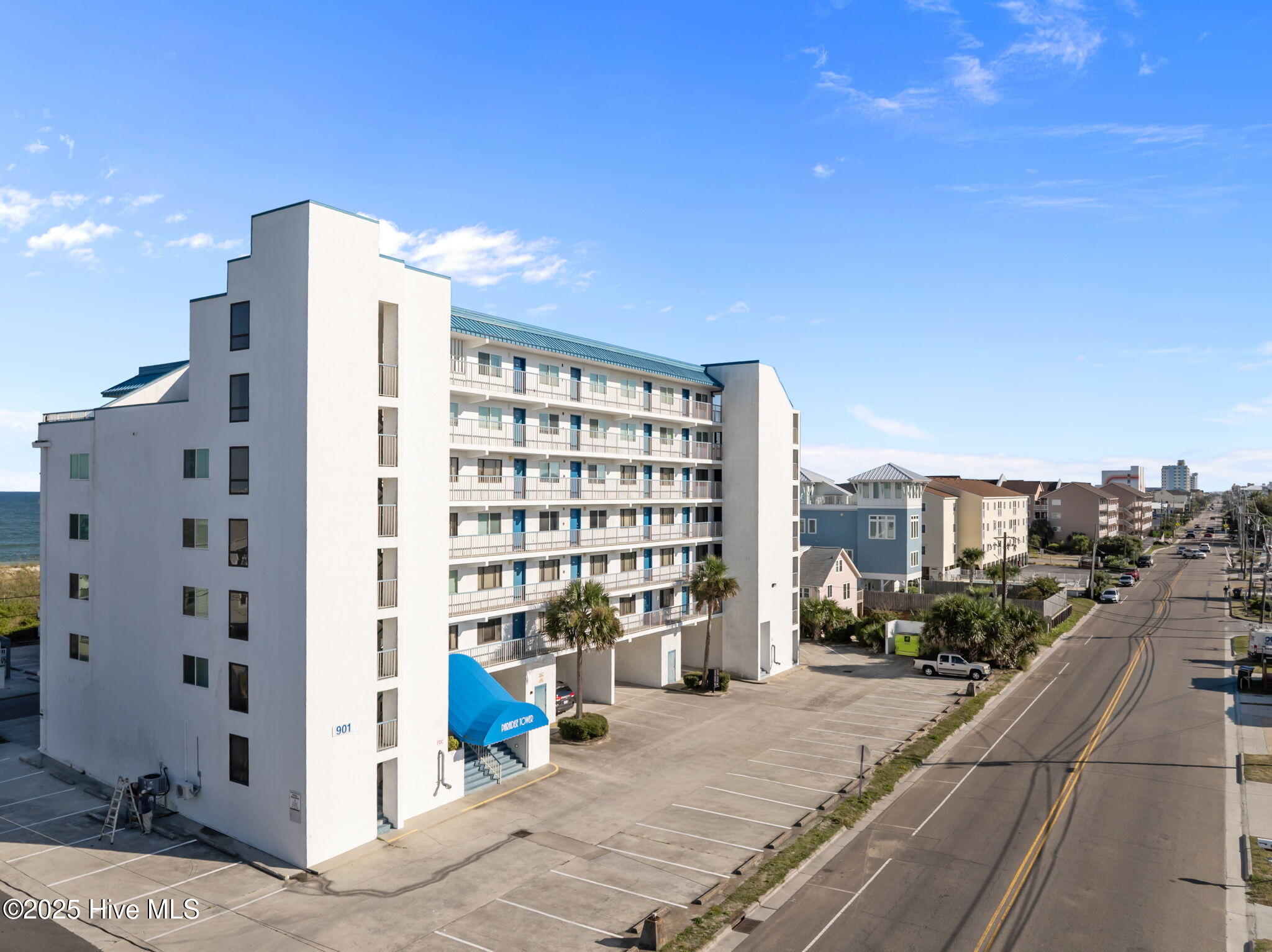 901 S Lake Park Boulevard, Unit 304