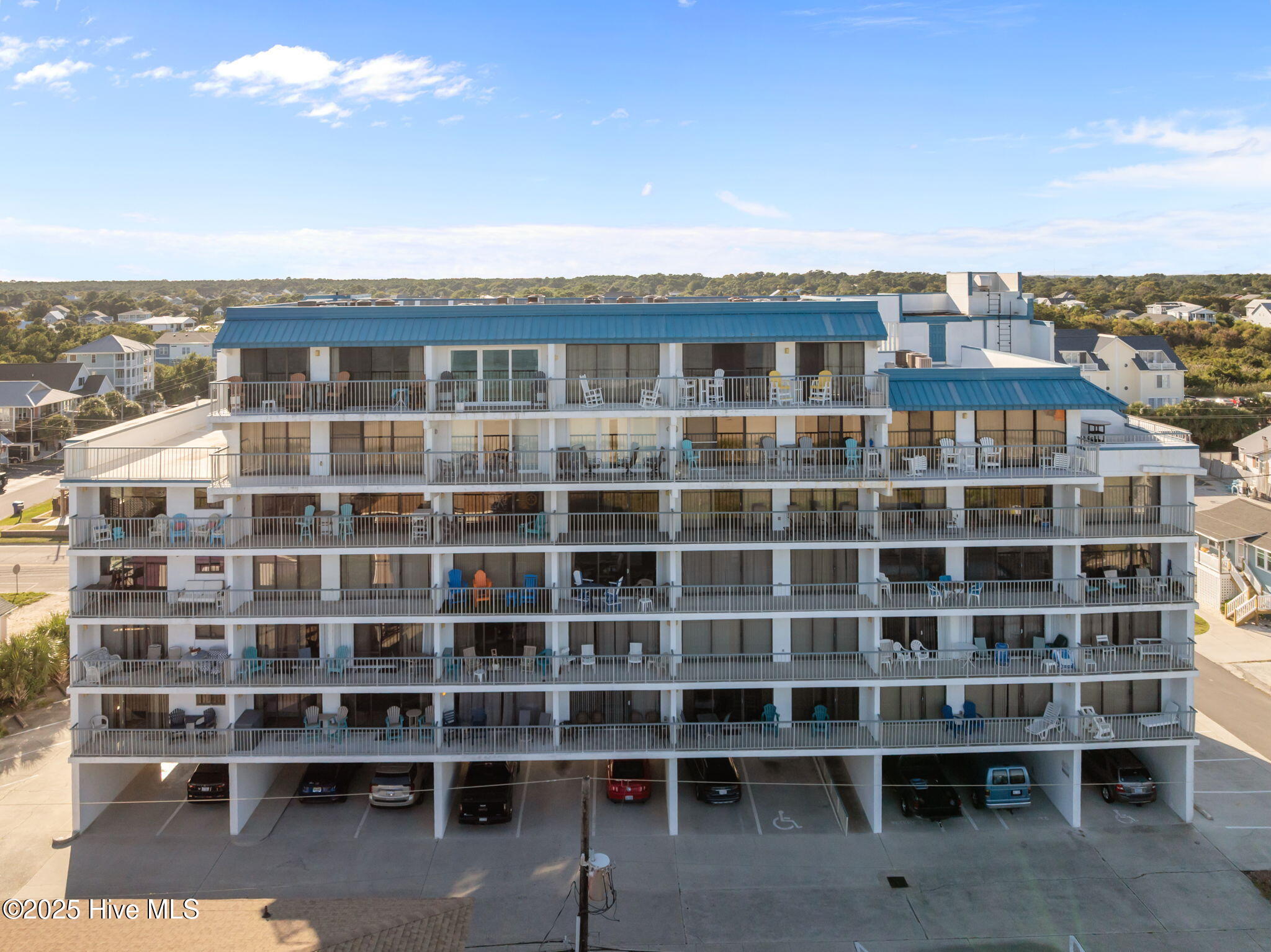 901 S Lake Park Boulevard, Unit 304