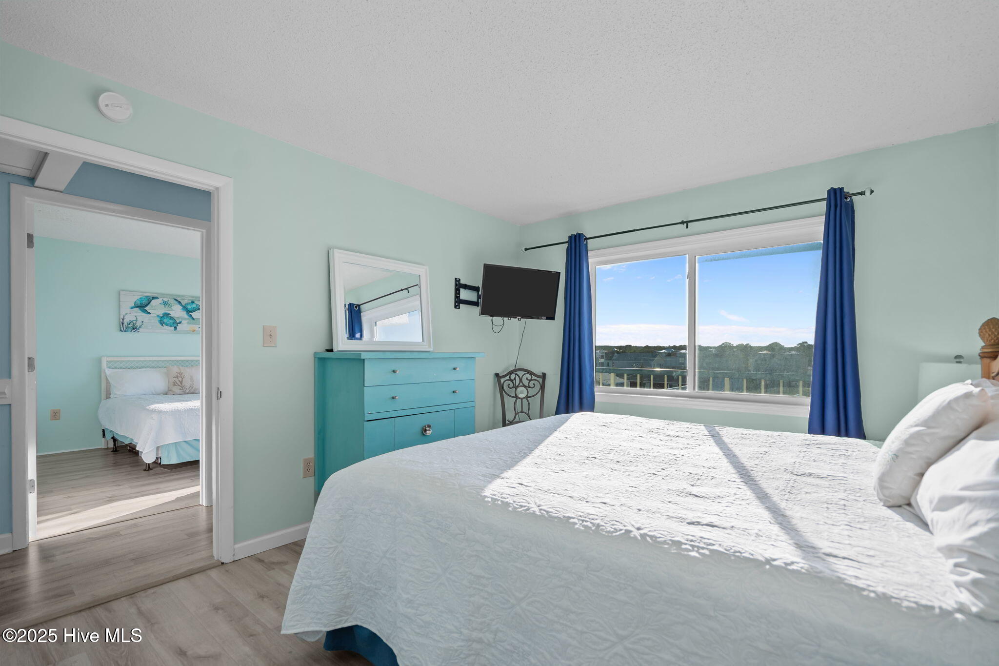 901 S Lake Park Boulevard, Unit 304