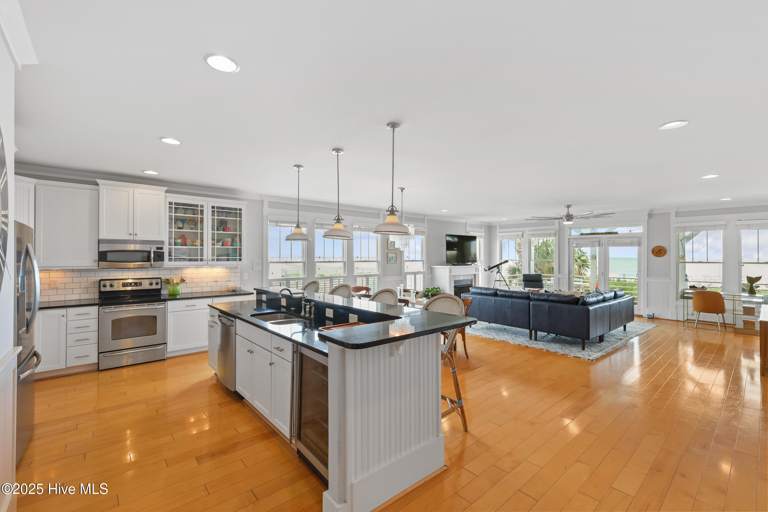 301 Fort Fisher Boulevard S, B