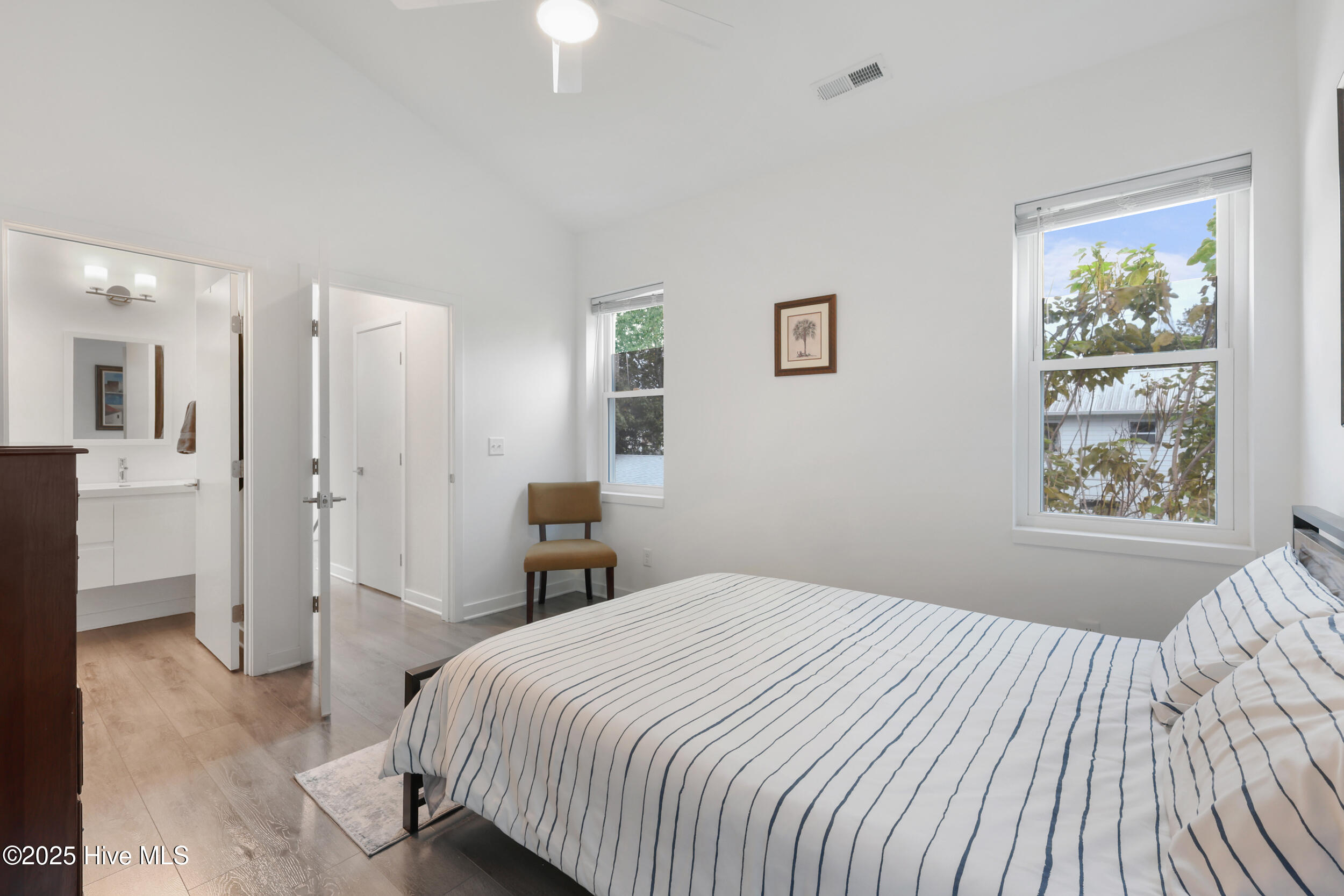 617 Sumter Avenue, 1