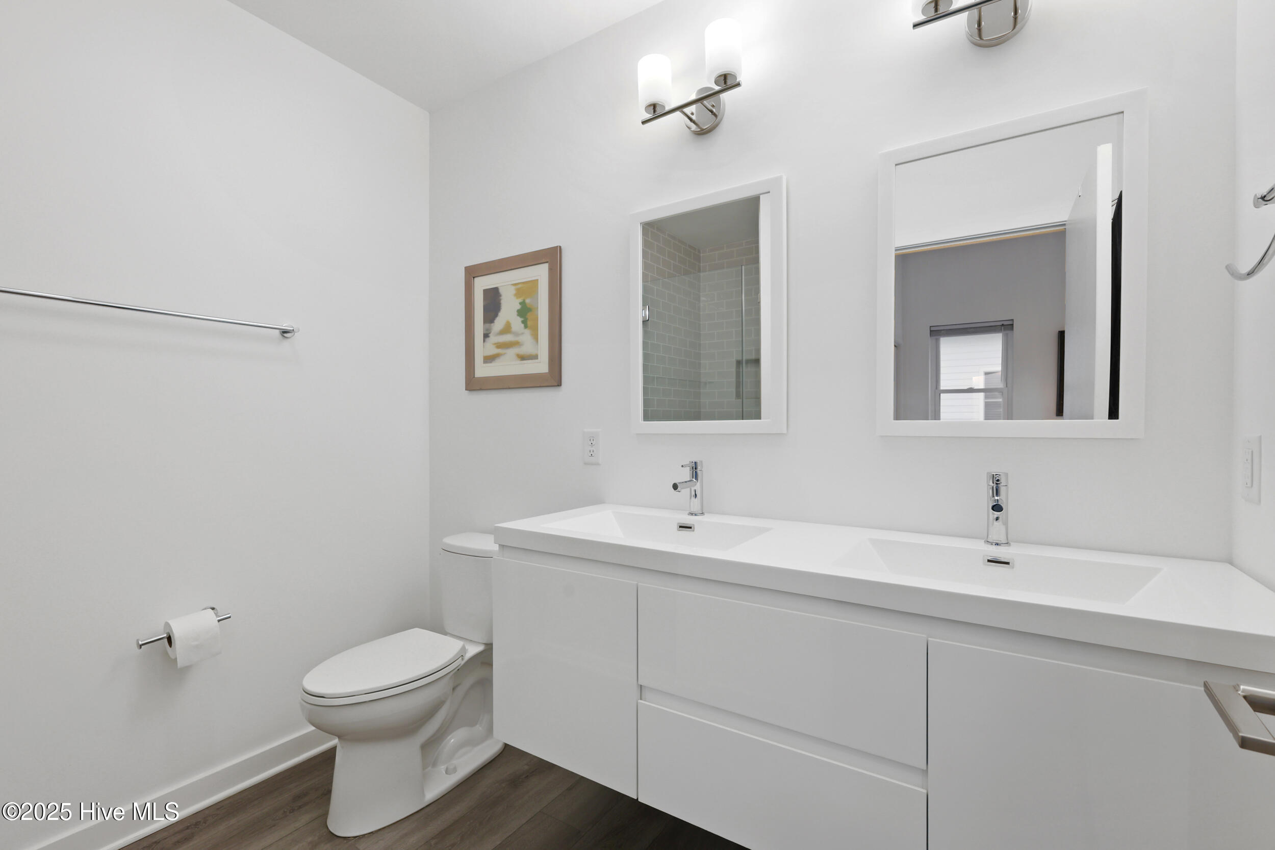 617 Sumter Avenue, 1