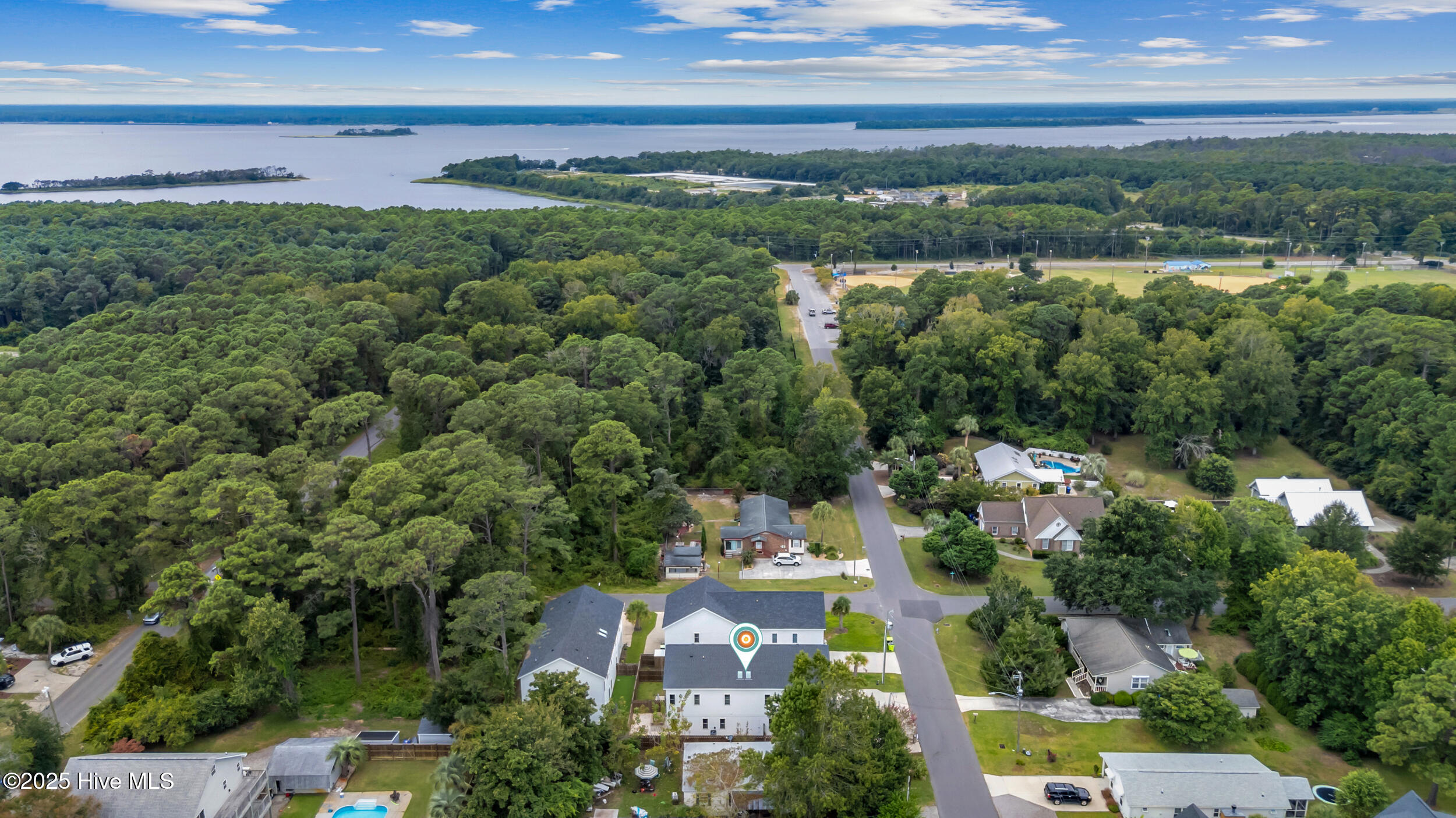 617 Sumter Avenue, 1