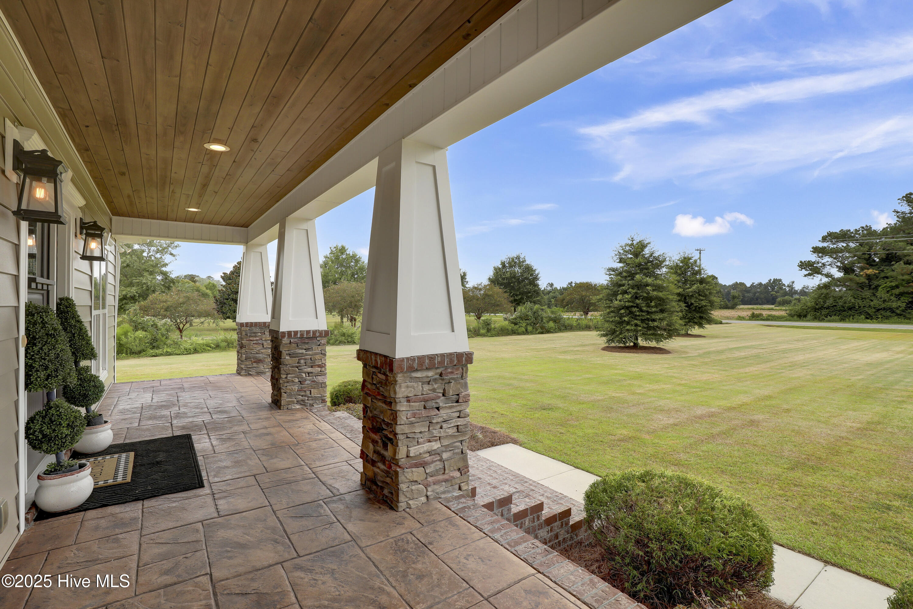 416 Island Creek Road