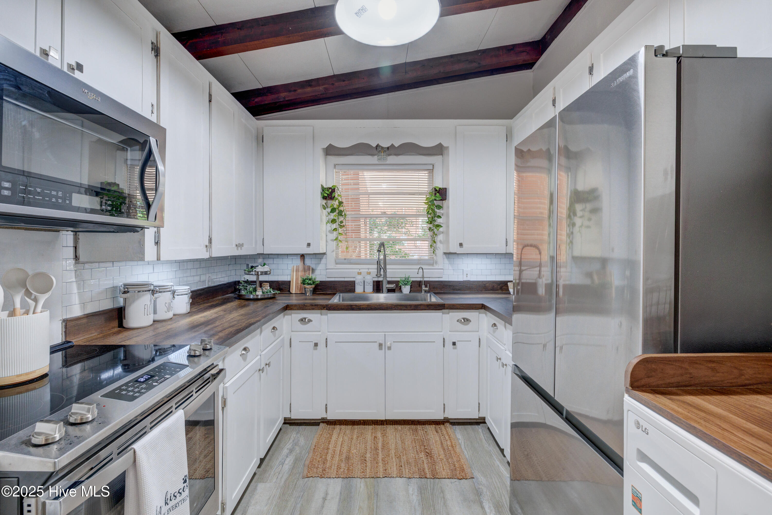 5329 Autumn Drive