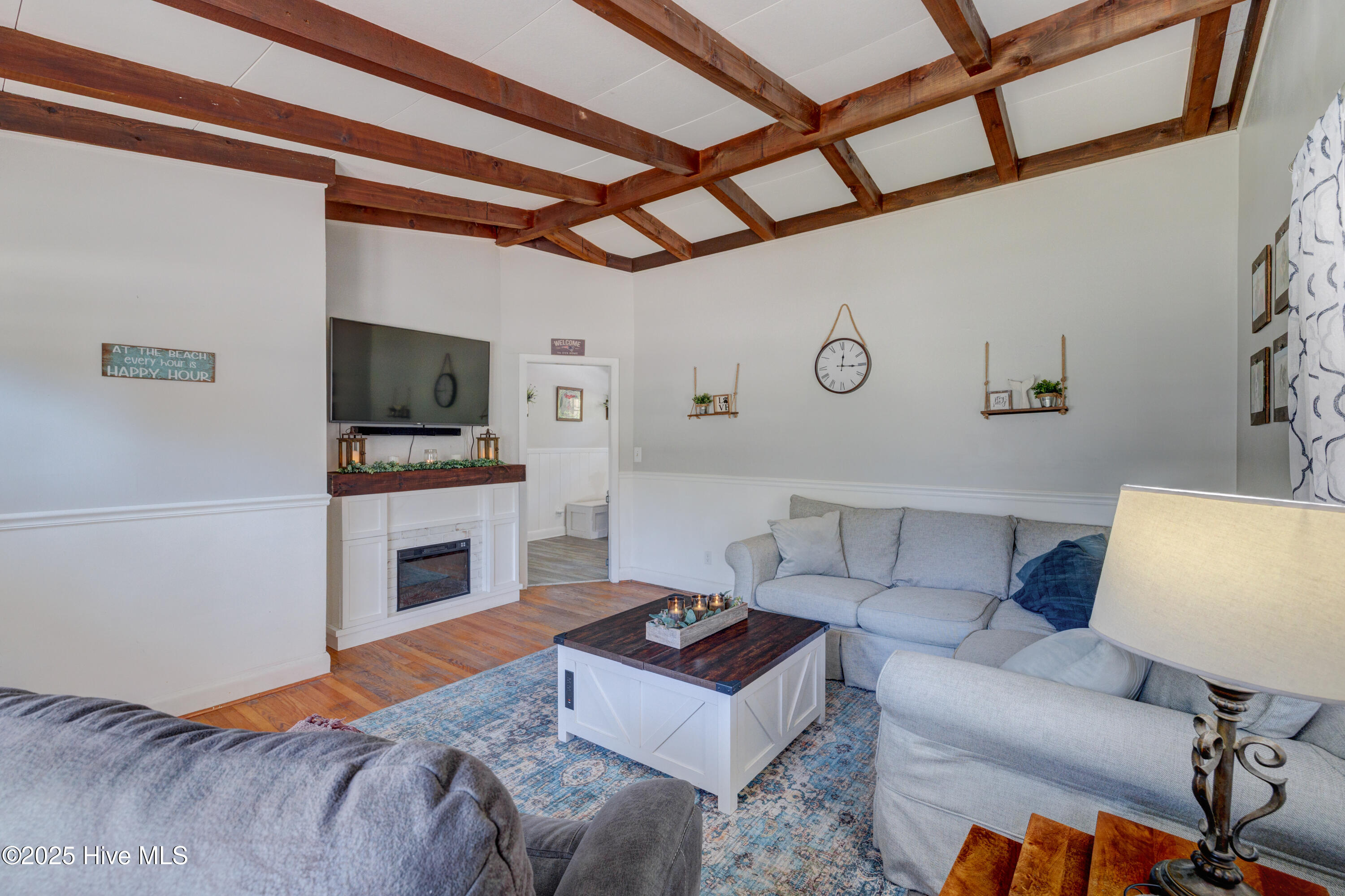 5329 Autumn Drive