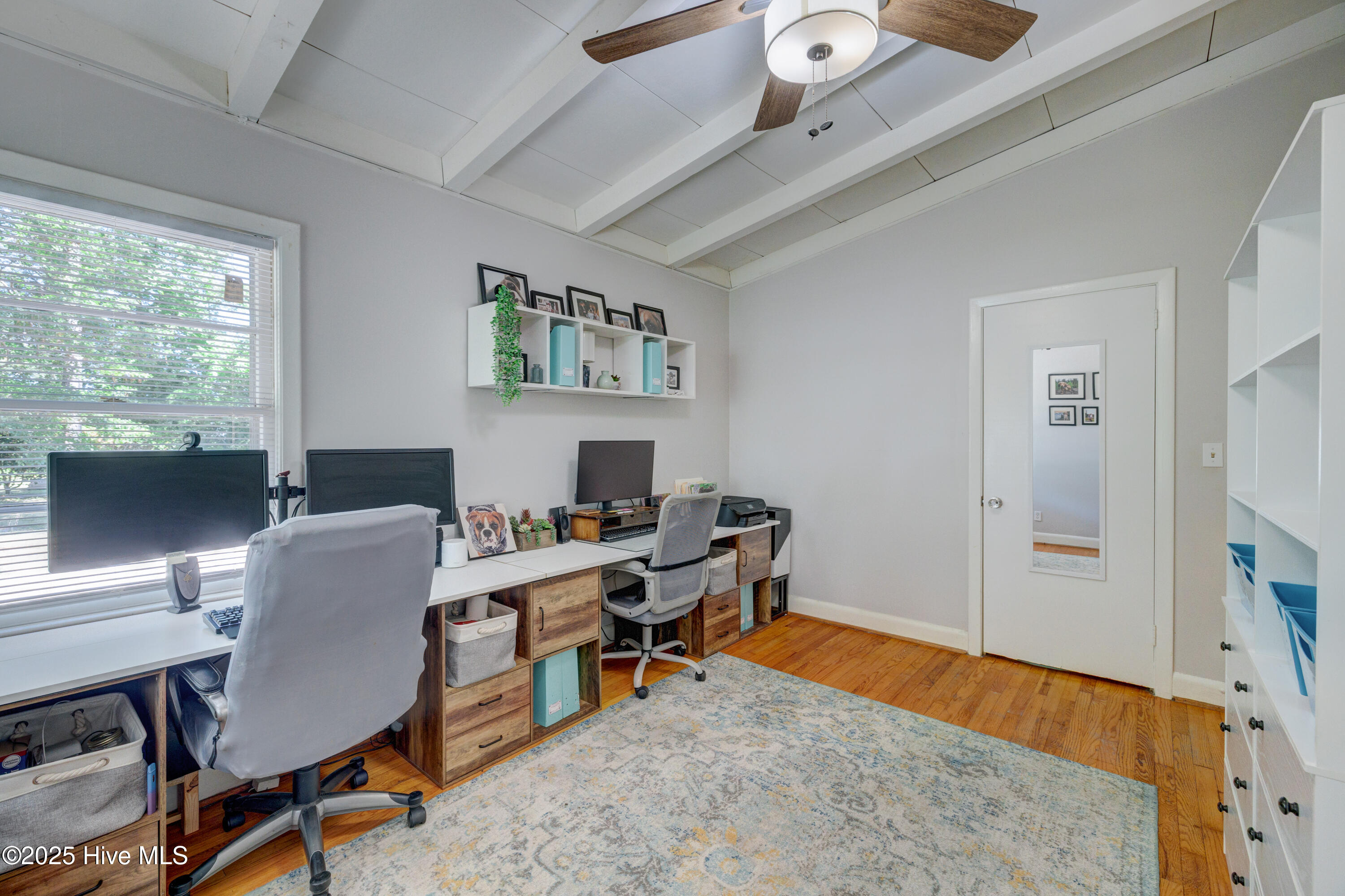 5329 Autumn Drive