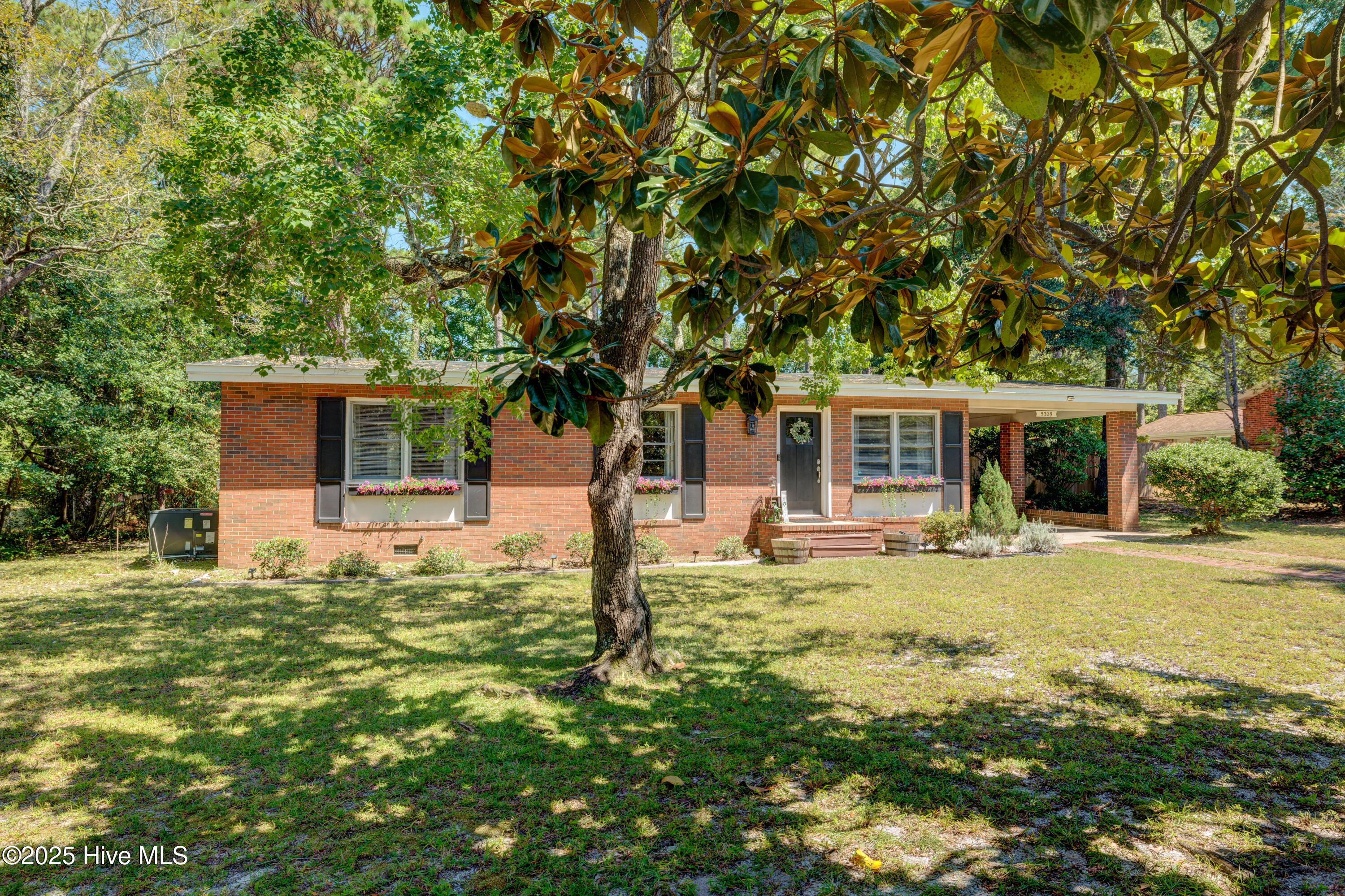 5329 Autumn Drive