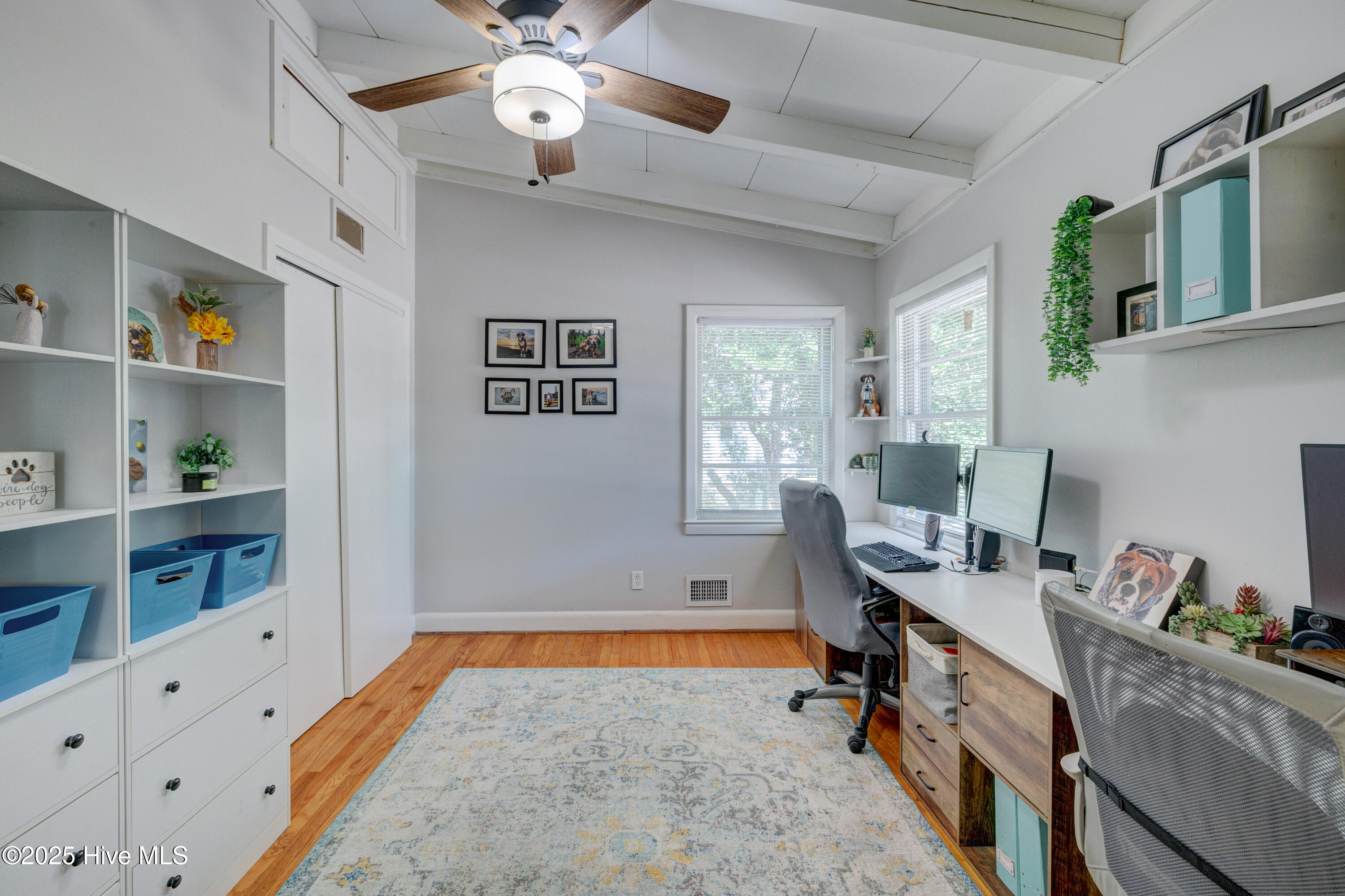 5329 Autumn Drive