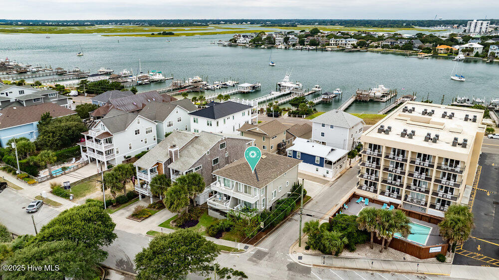 106 S Lumina Avenue Unit 2