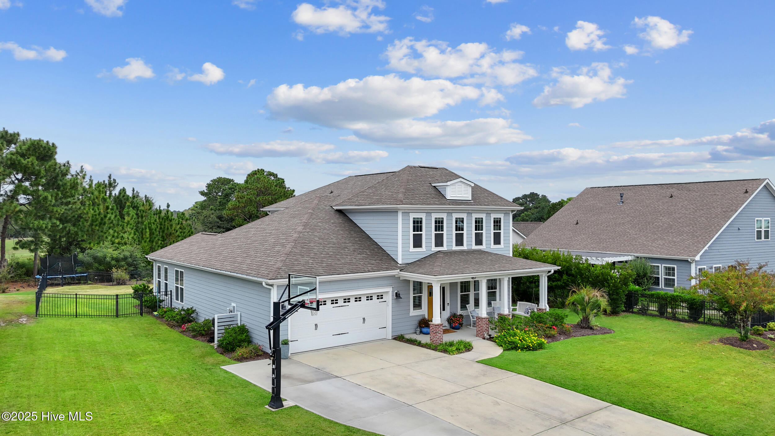 467 Island End Court