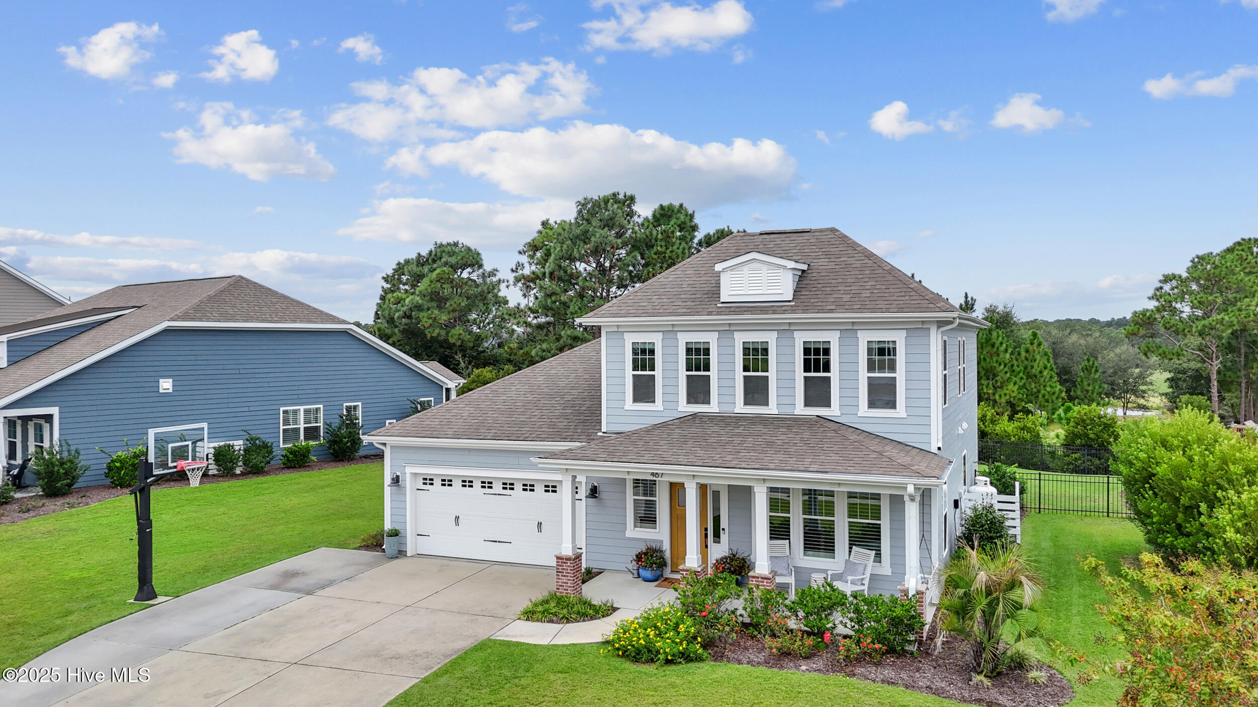 467 Island End Court