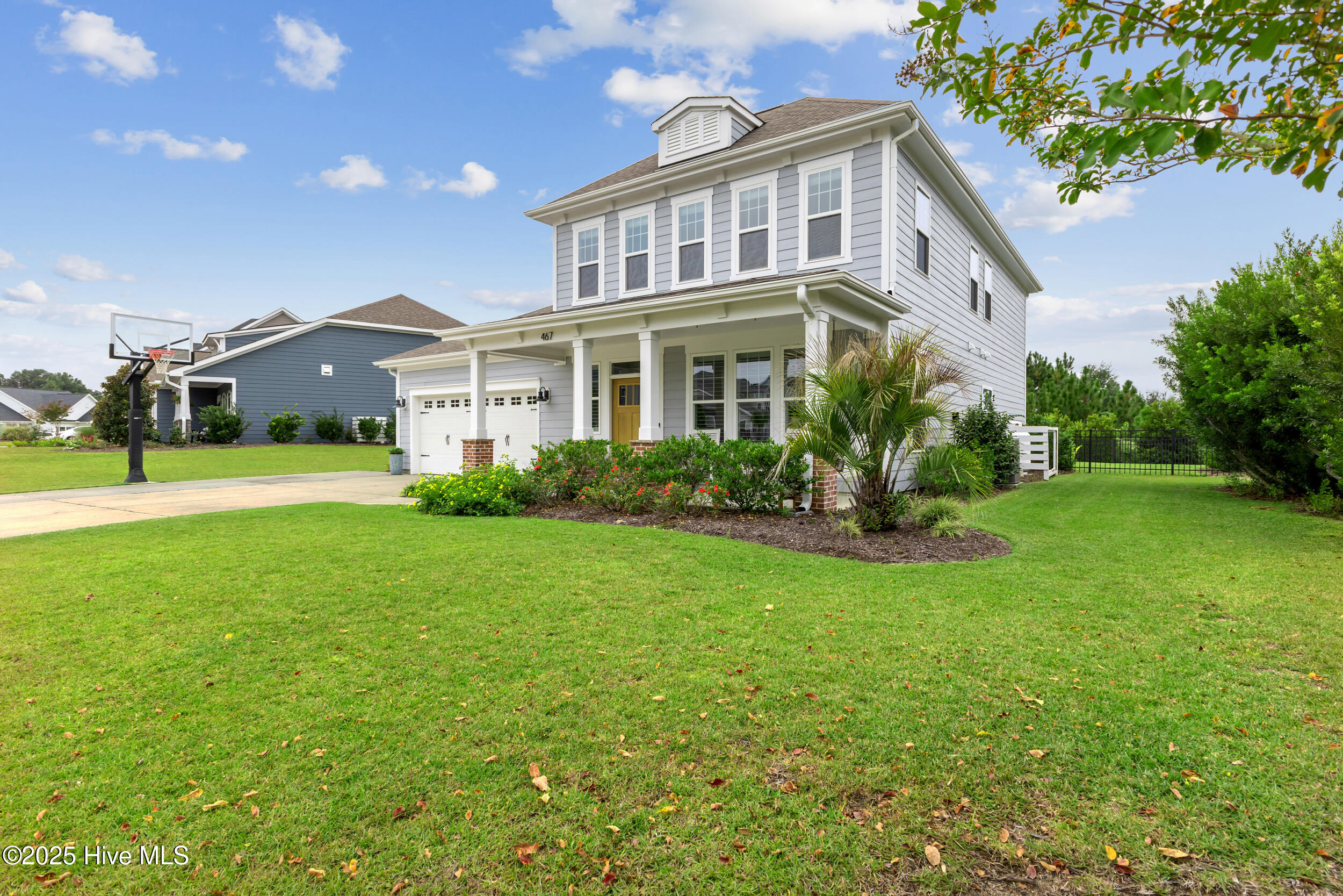 467 Island End Court