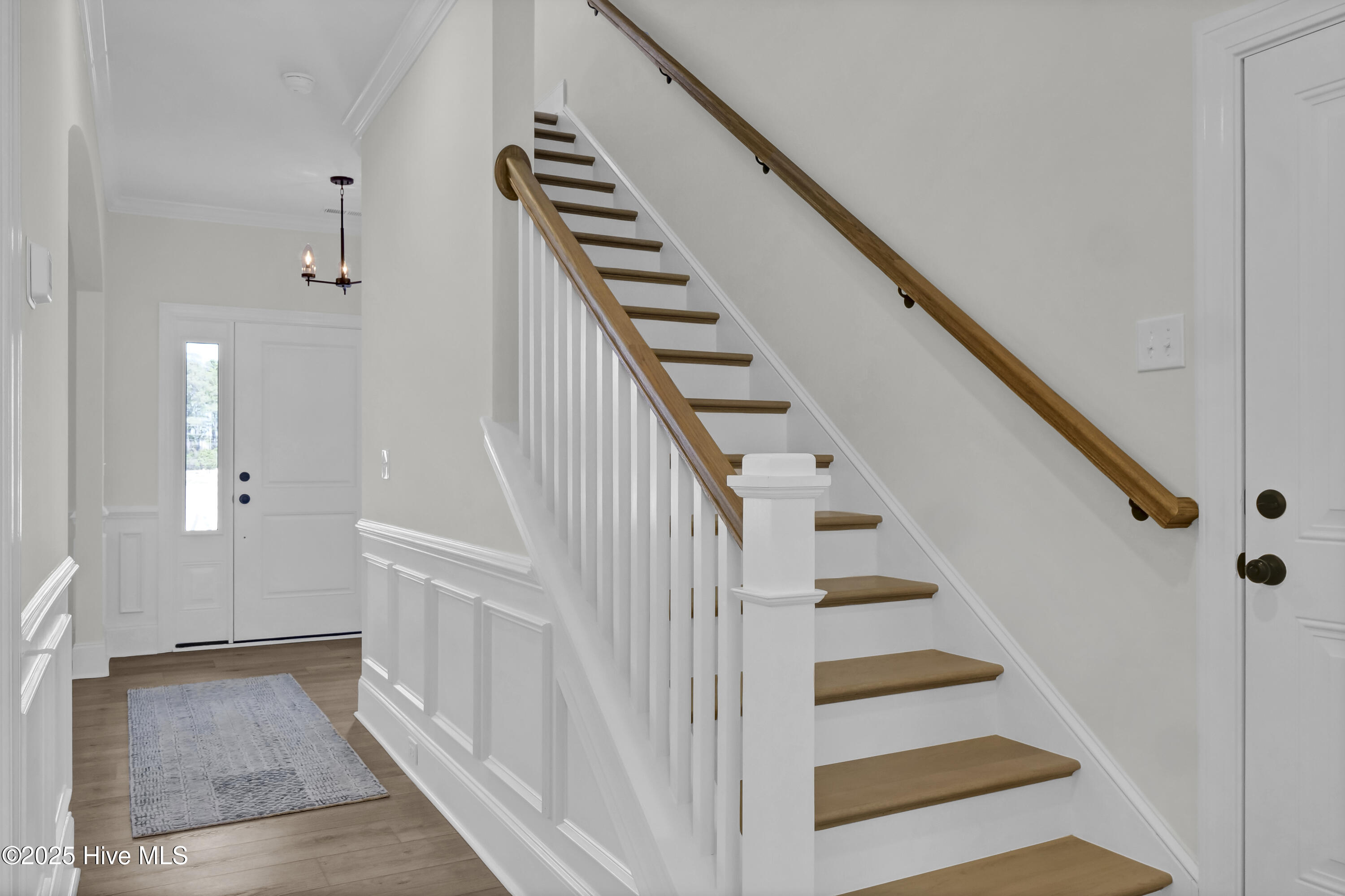 92 Planters Walk