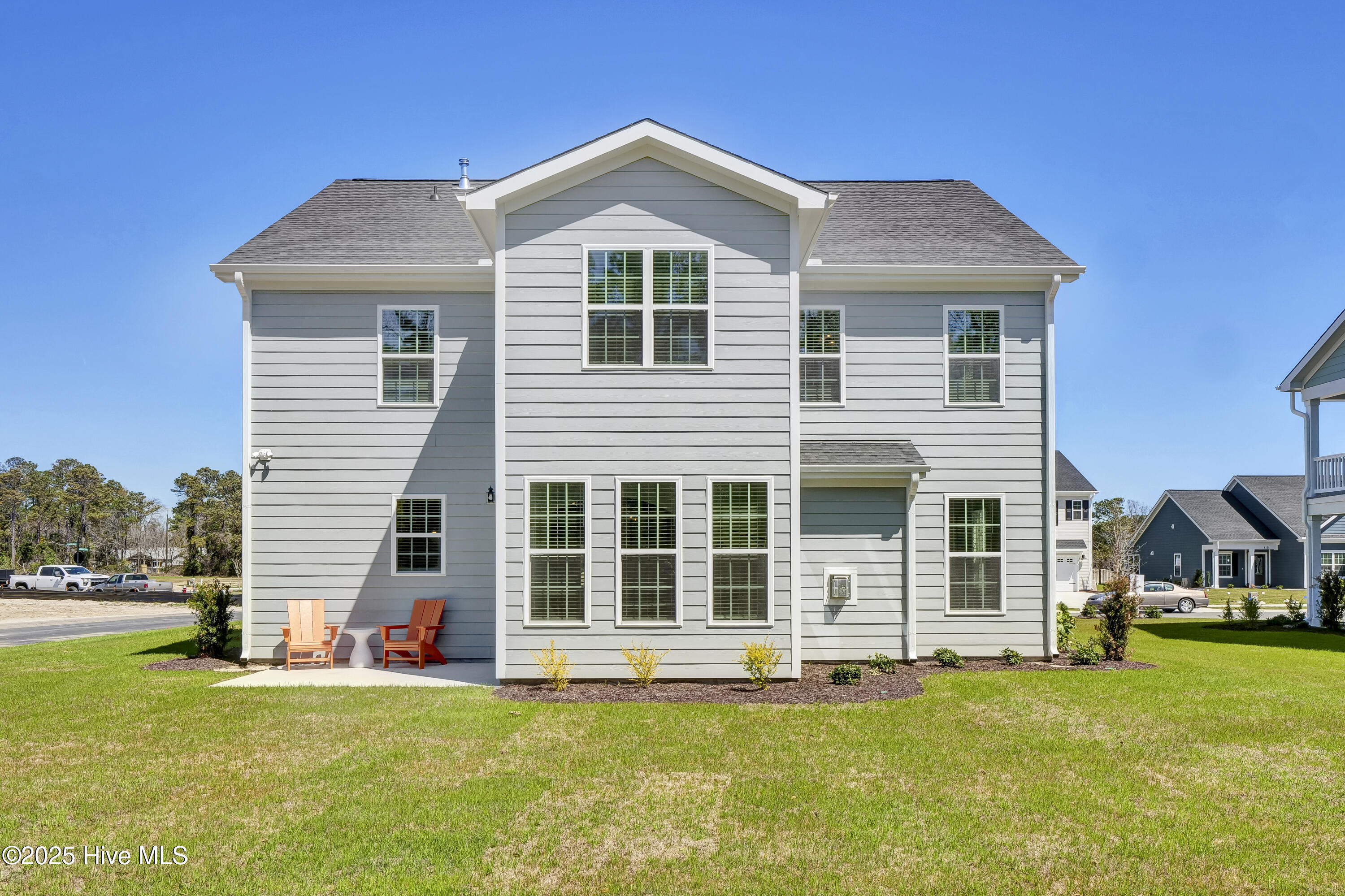 92 Planters Walk