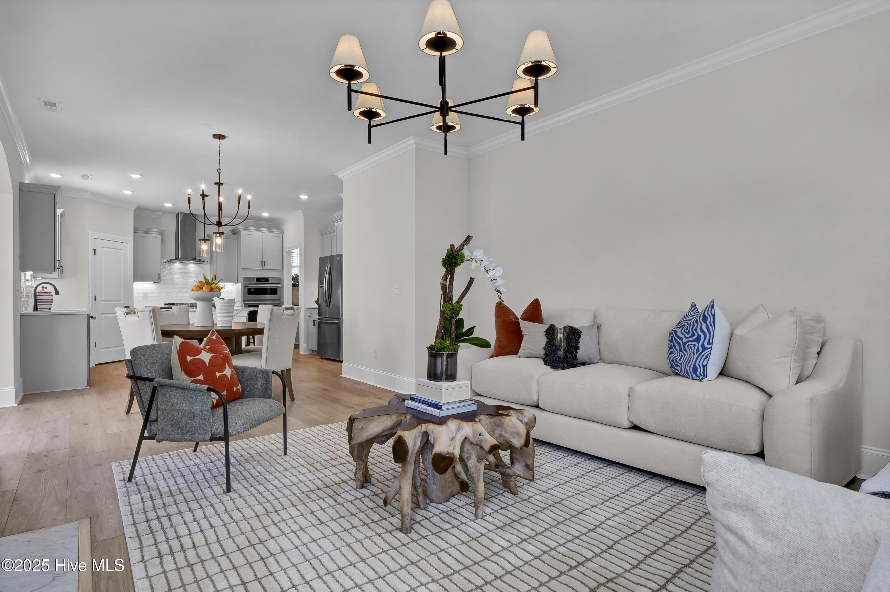 92 Planters Walk