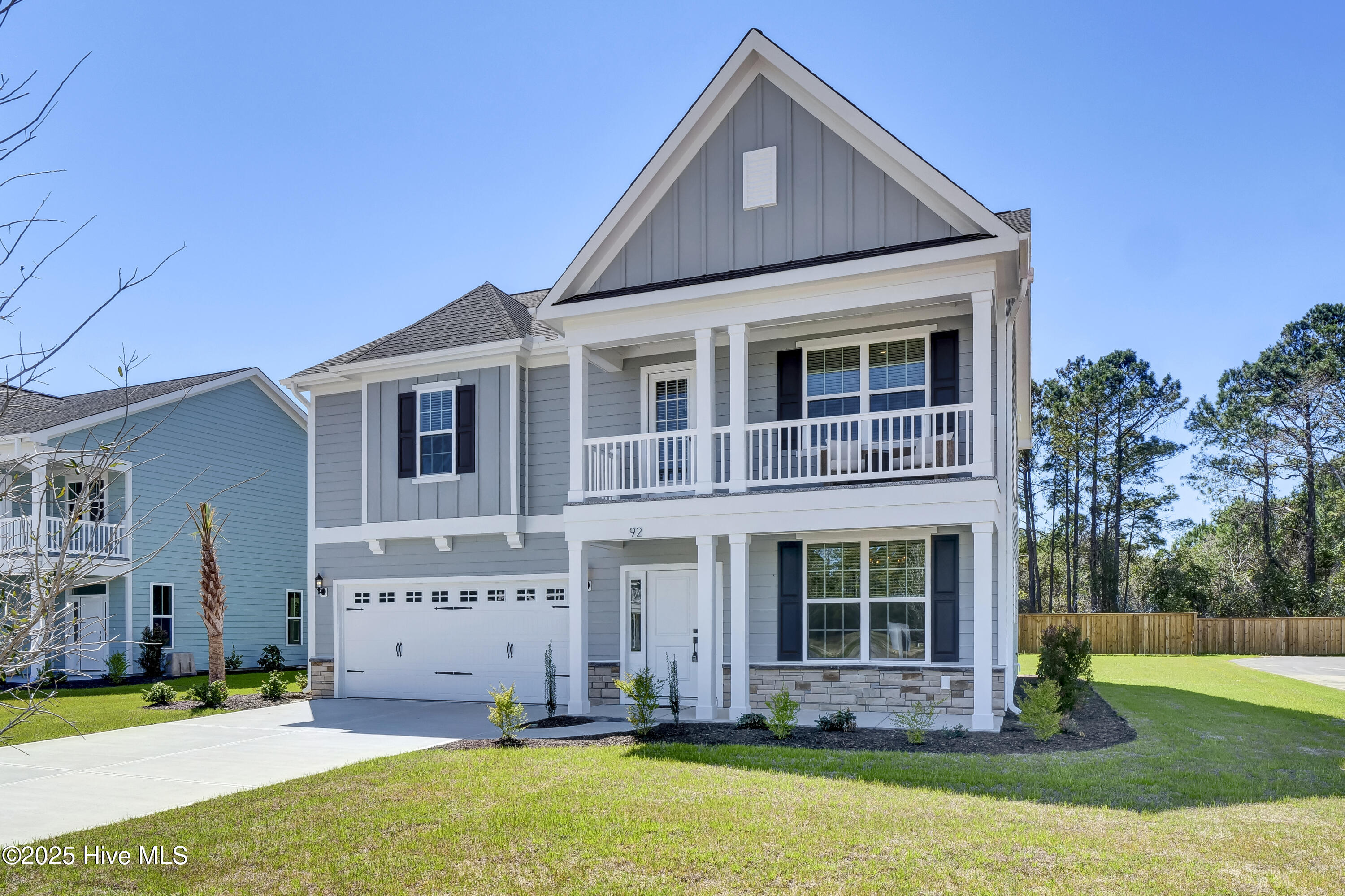 92 Planters Walk