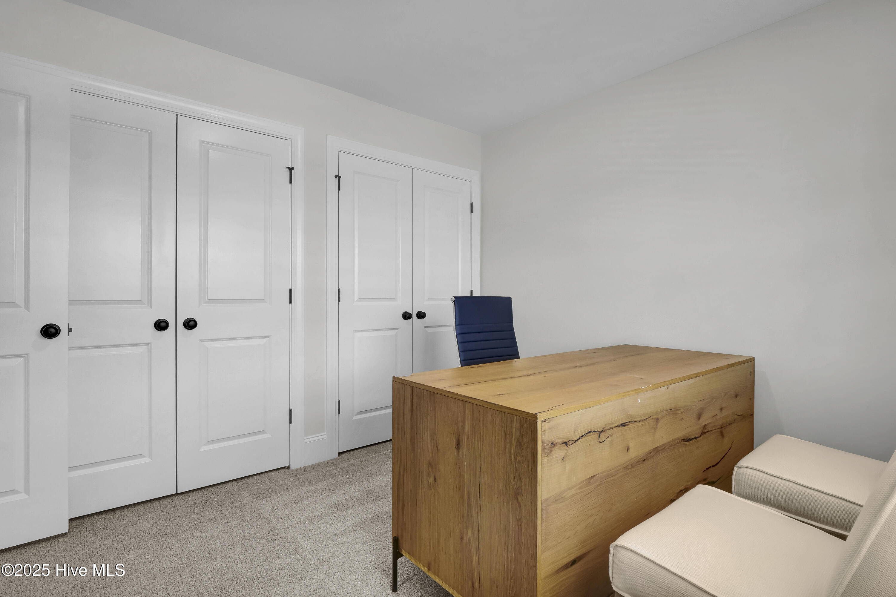 92 Planters Walk