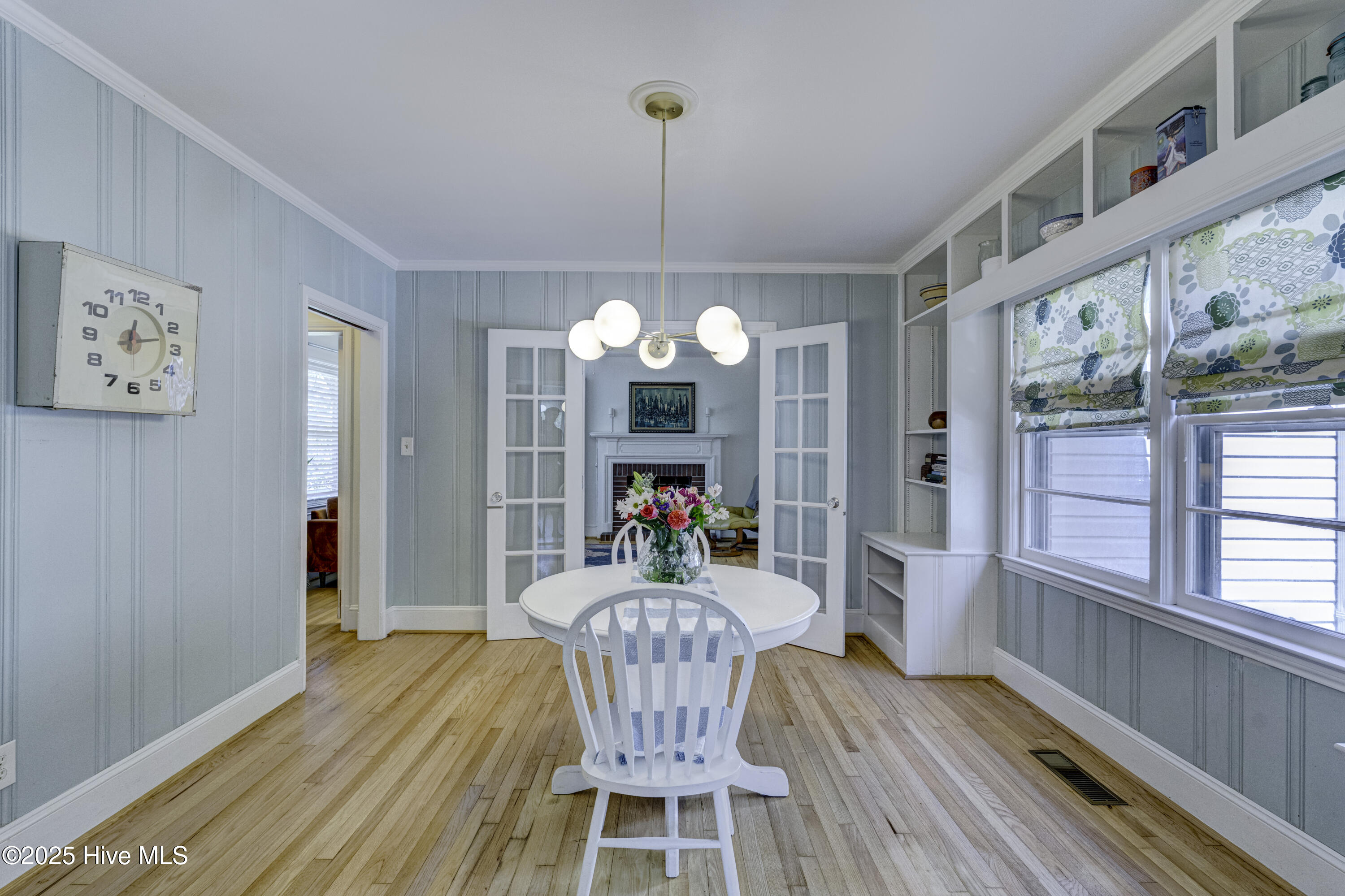 2402 Belvedere Drive